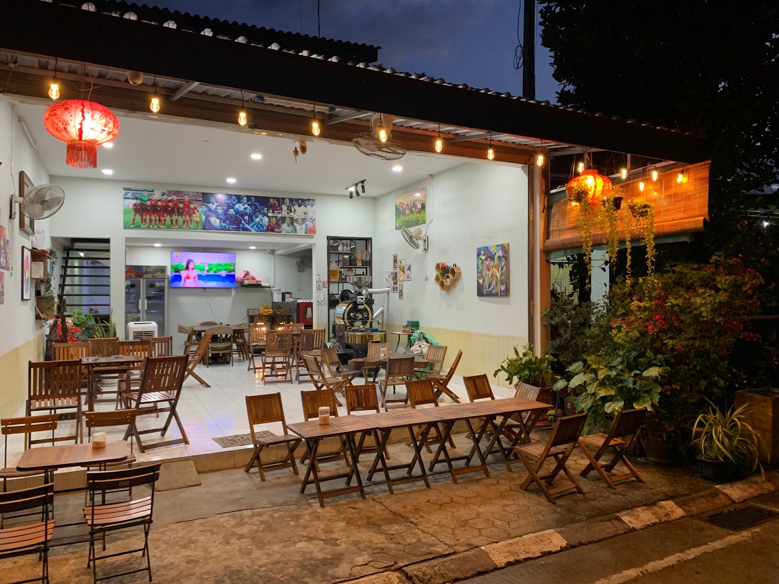 Bolaven Roaster & Cafe shop