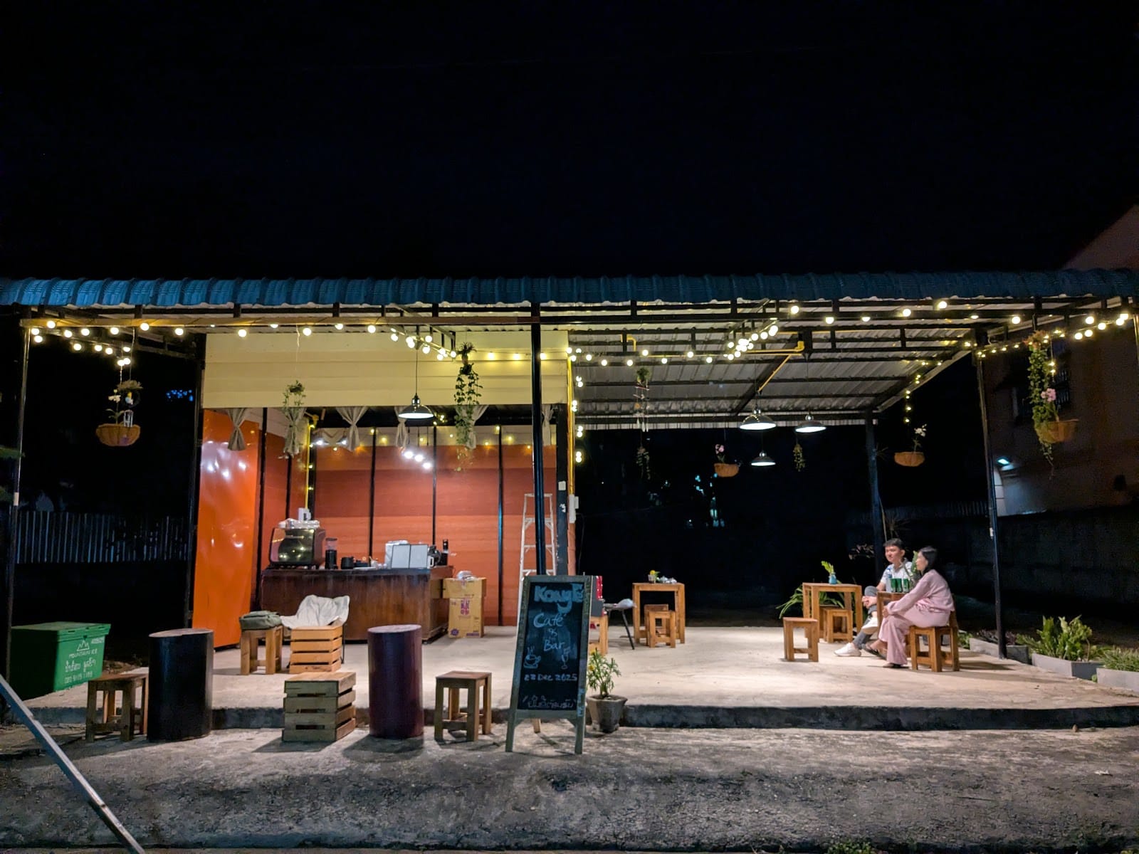 Kongfe Cafe and Bar
