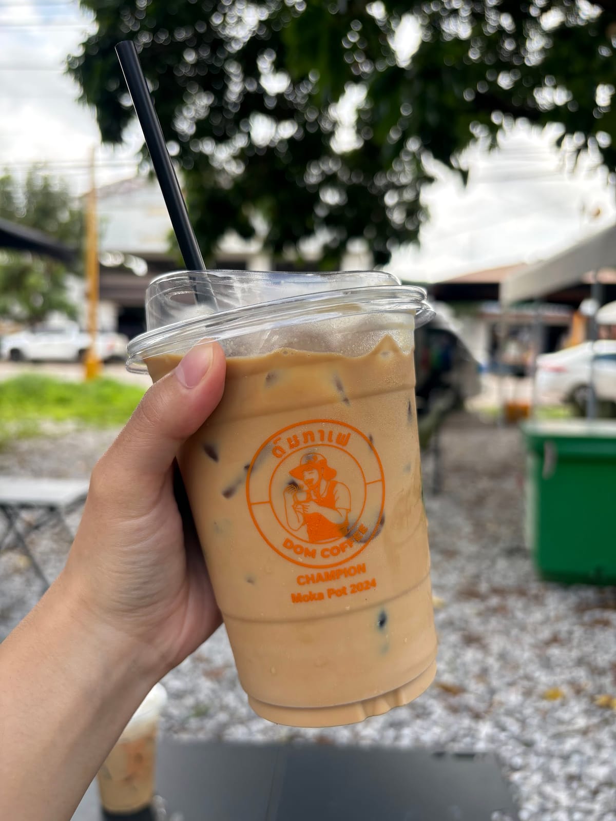 DOM Coffee ສາຂາທ່າແຂກ