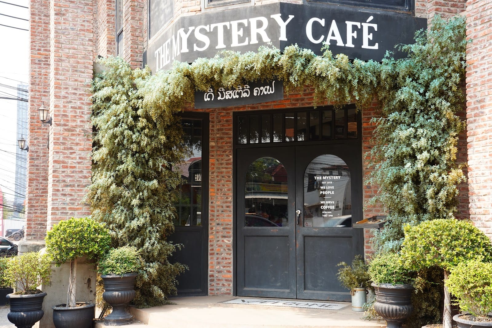 The Mystery​ Cafe​