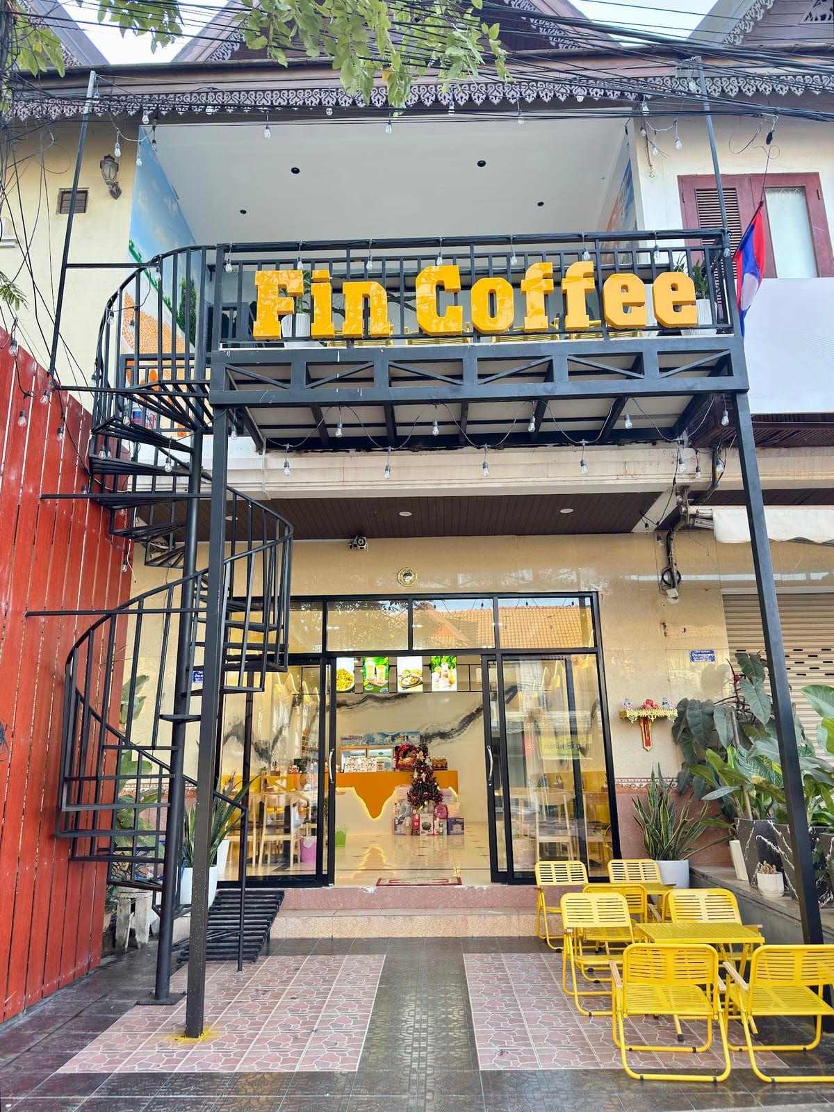 FIN COFFEE