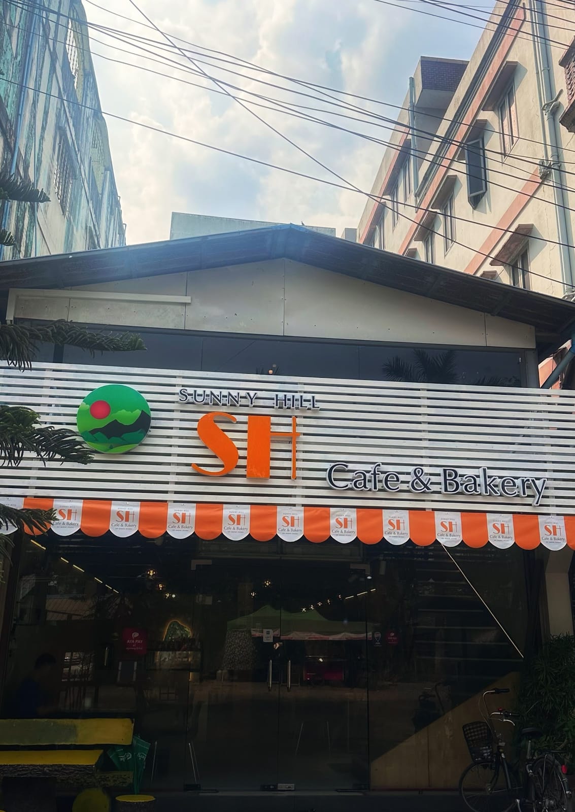 Sunny Hill Café & Bakery