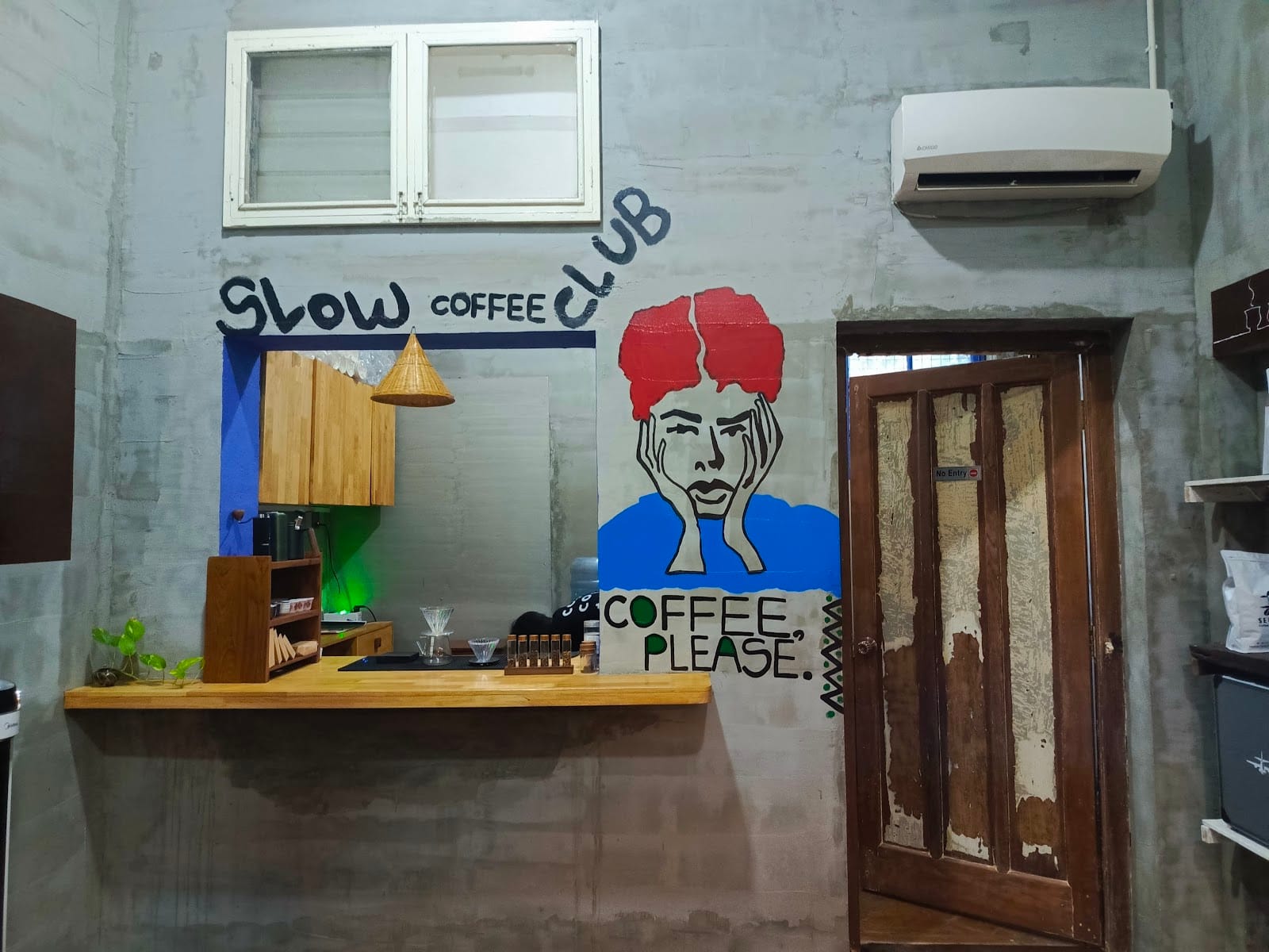 Blue Line - Cafe