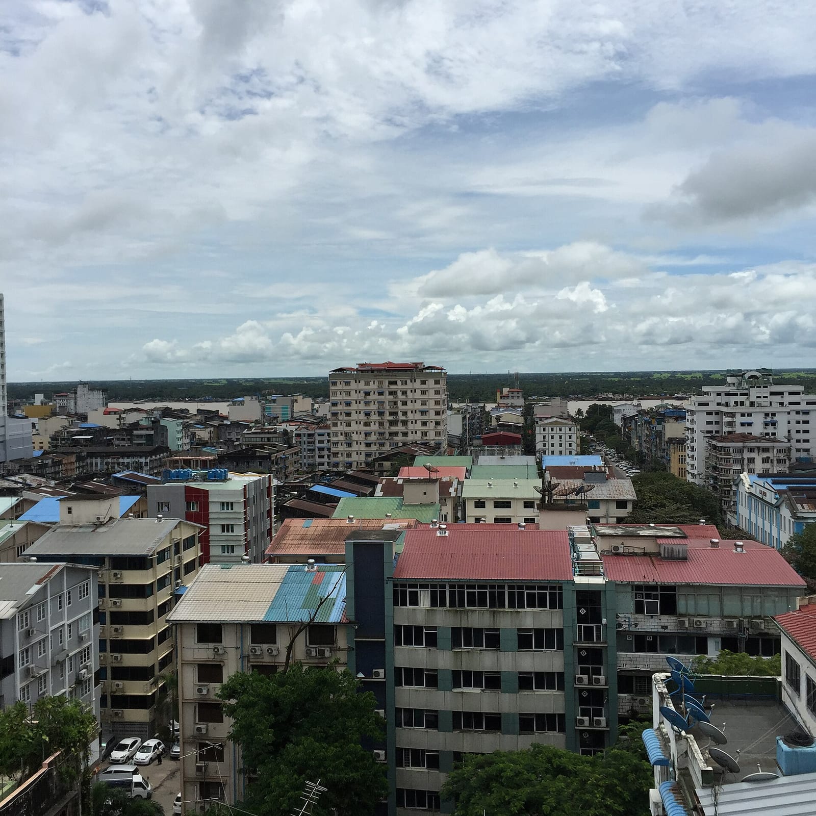 Zwe Cafe And Myanmar Htamin photo 2
