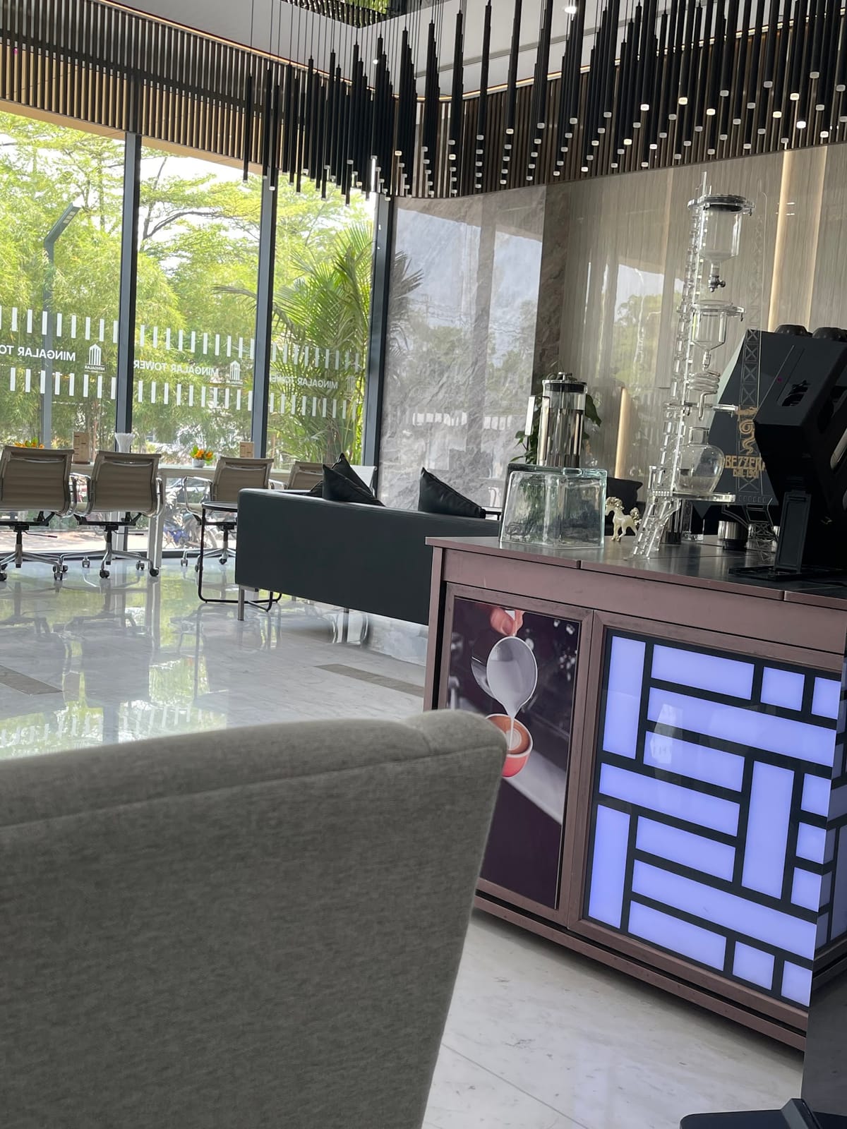 M-corner Cafe & Pastry