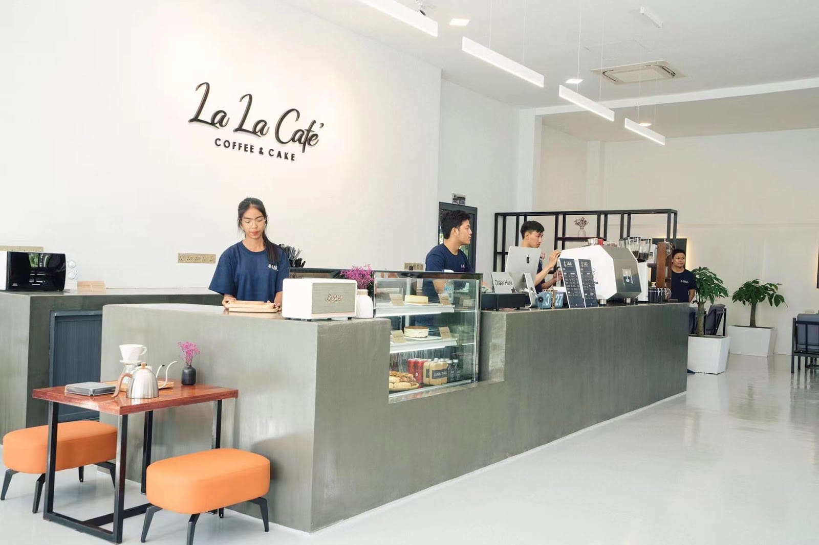 LA LA Cafe' 58