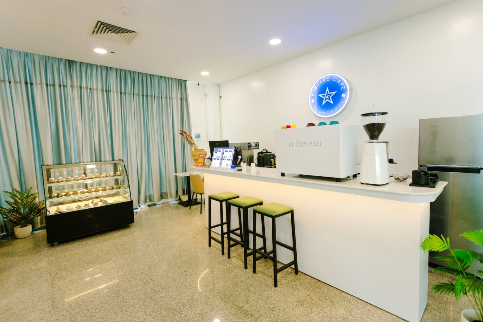 K STARS CAFE