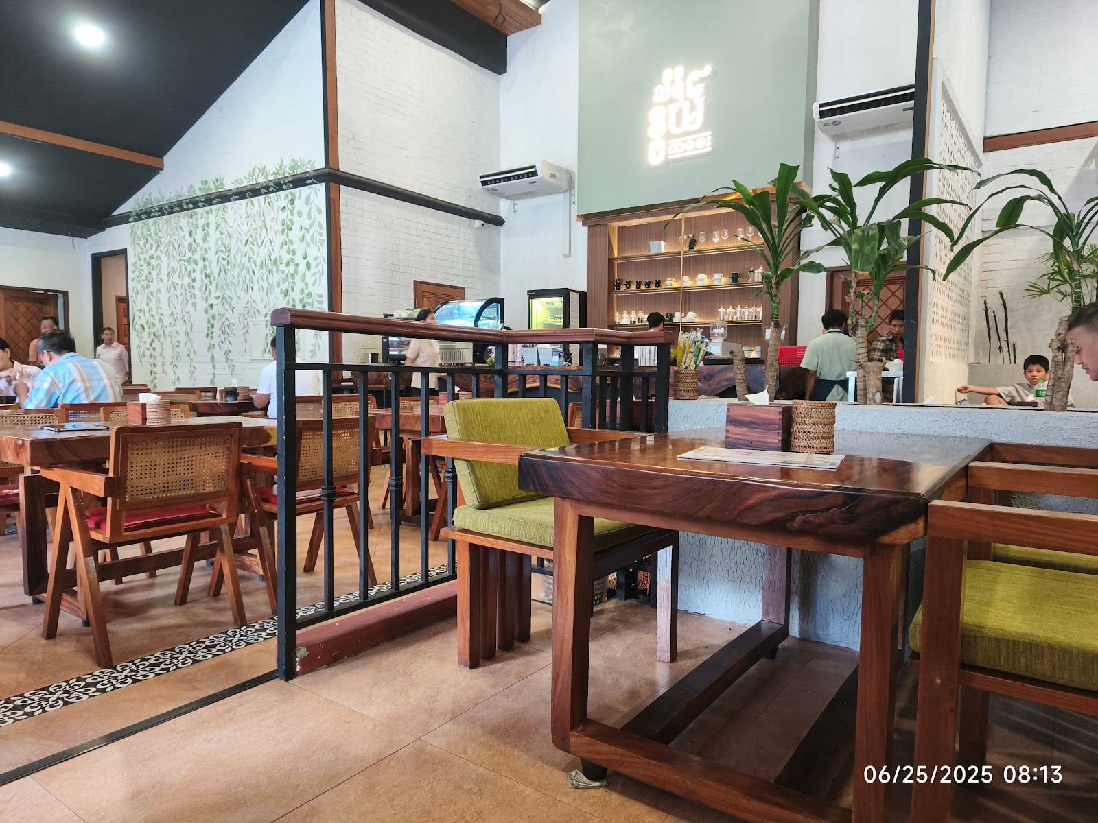 Thiri Nwel Cafe