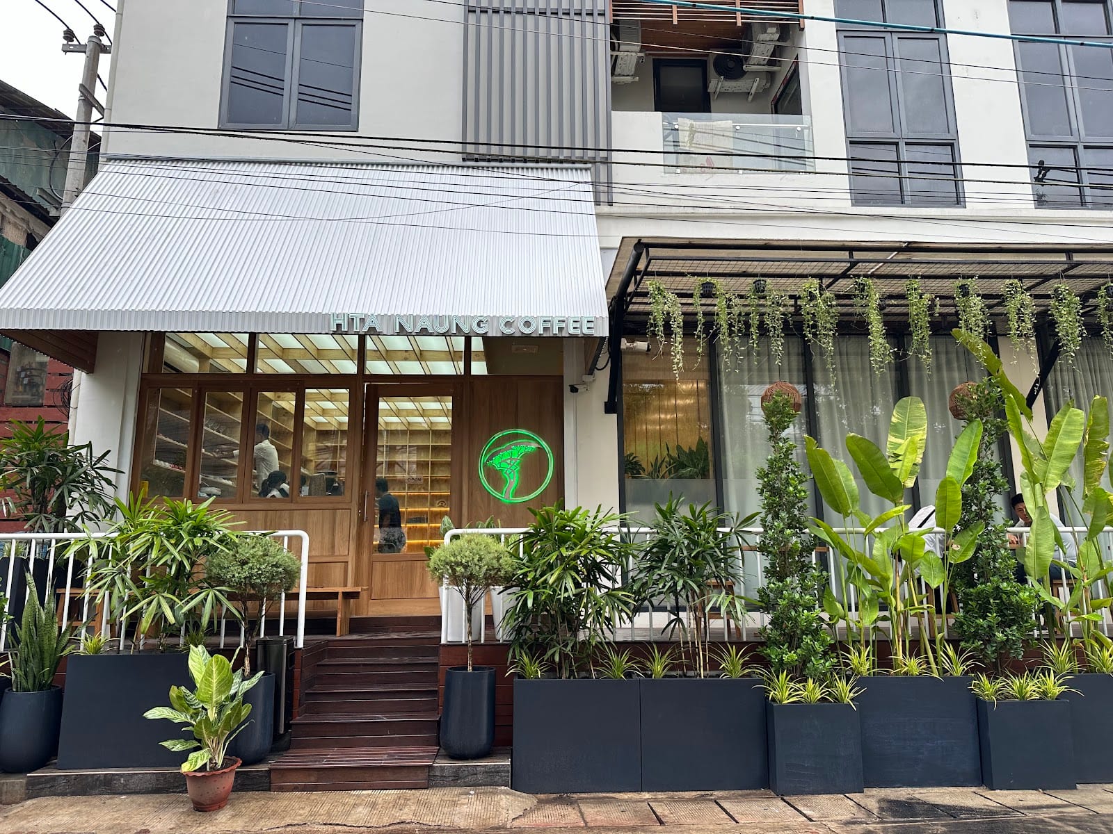 Hta Naung Coffee - Myintzu Street