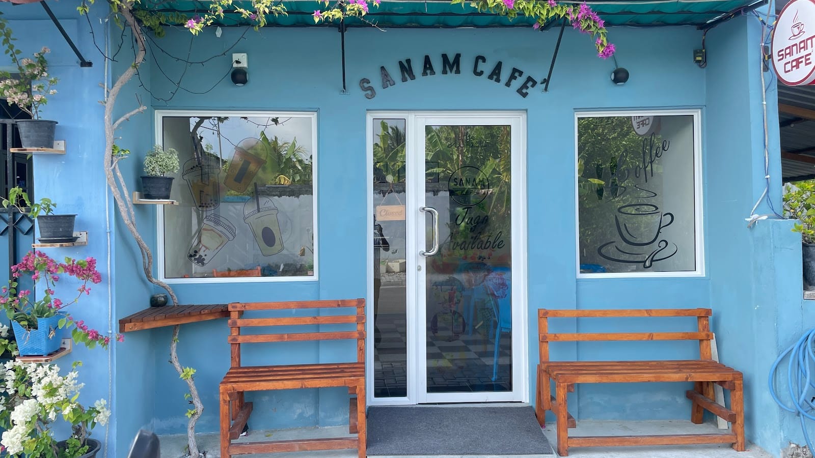 Sanam Cafe'