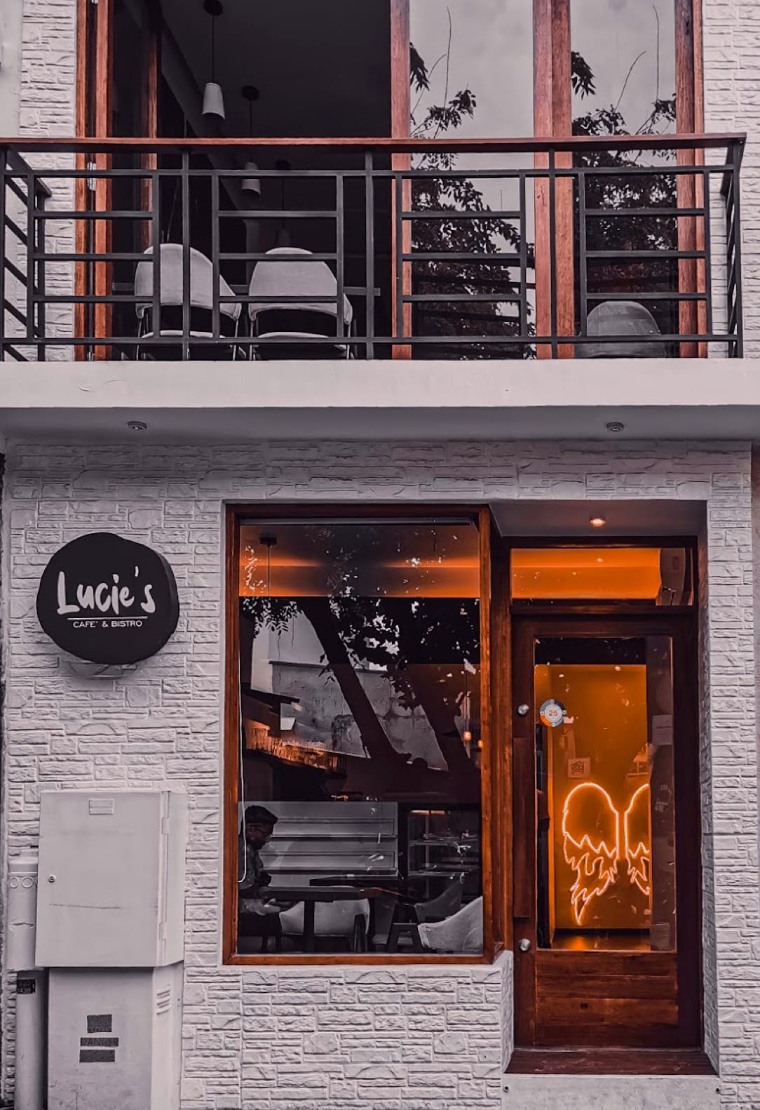 Lucie's Cafe' and Bistro