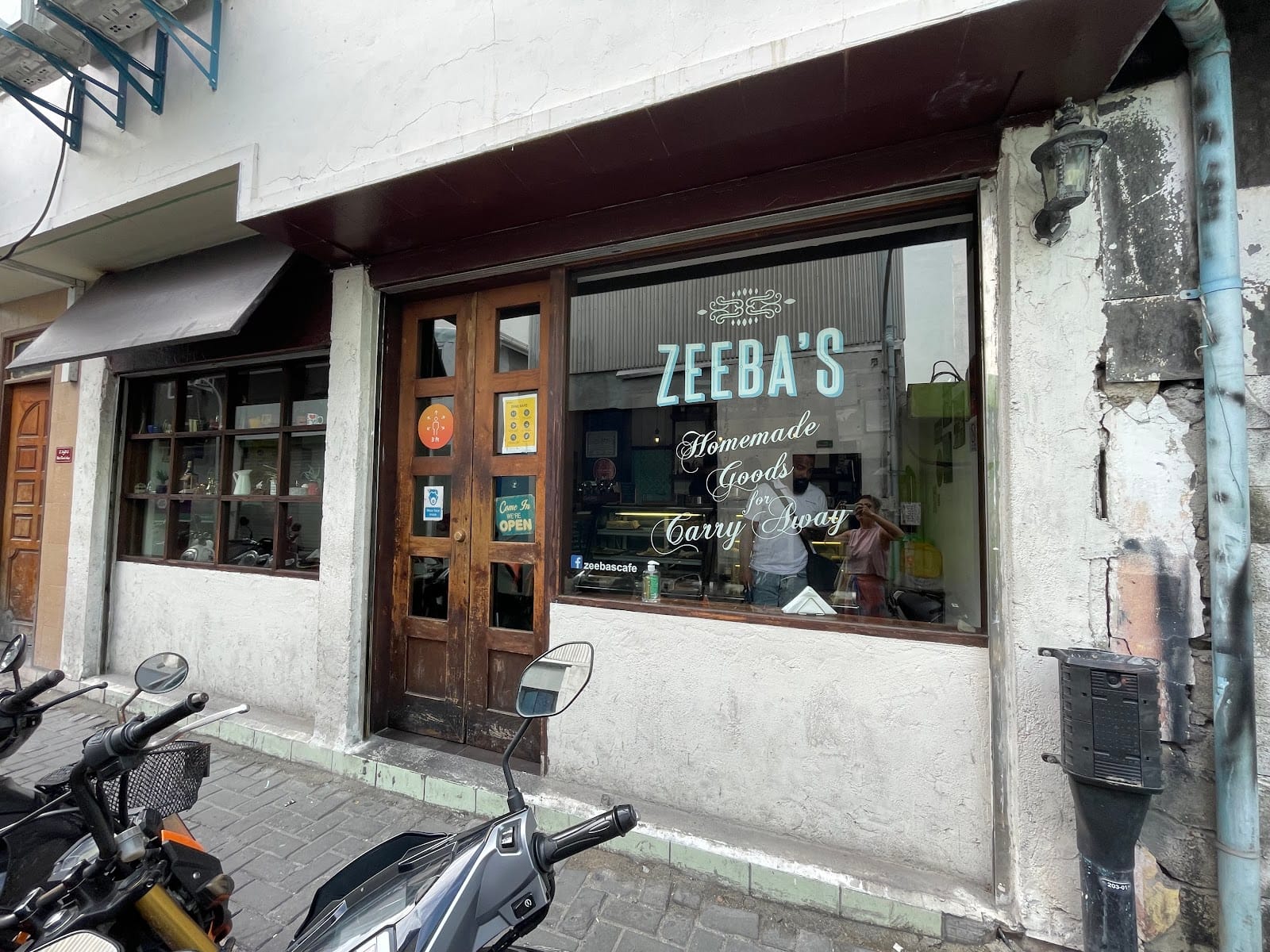 Zeeba's Cafe