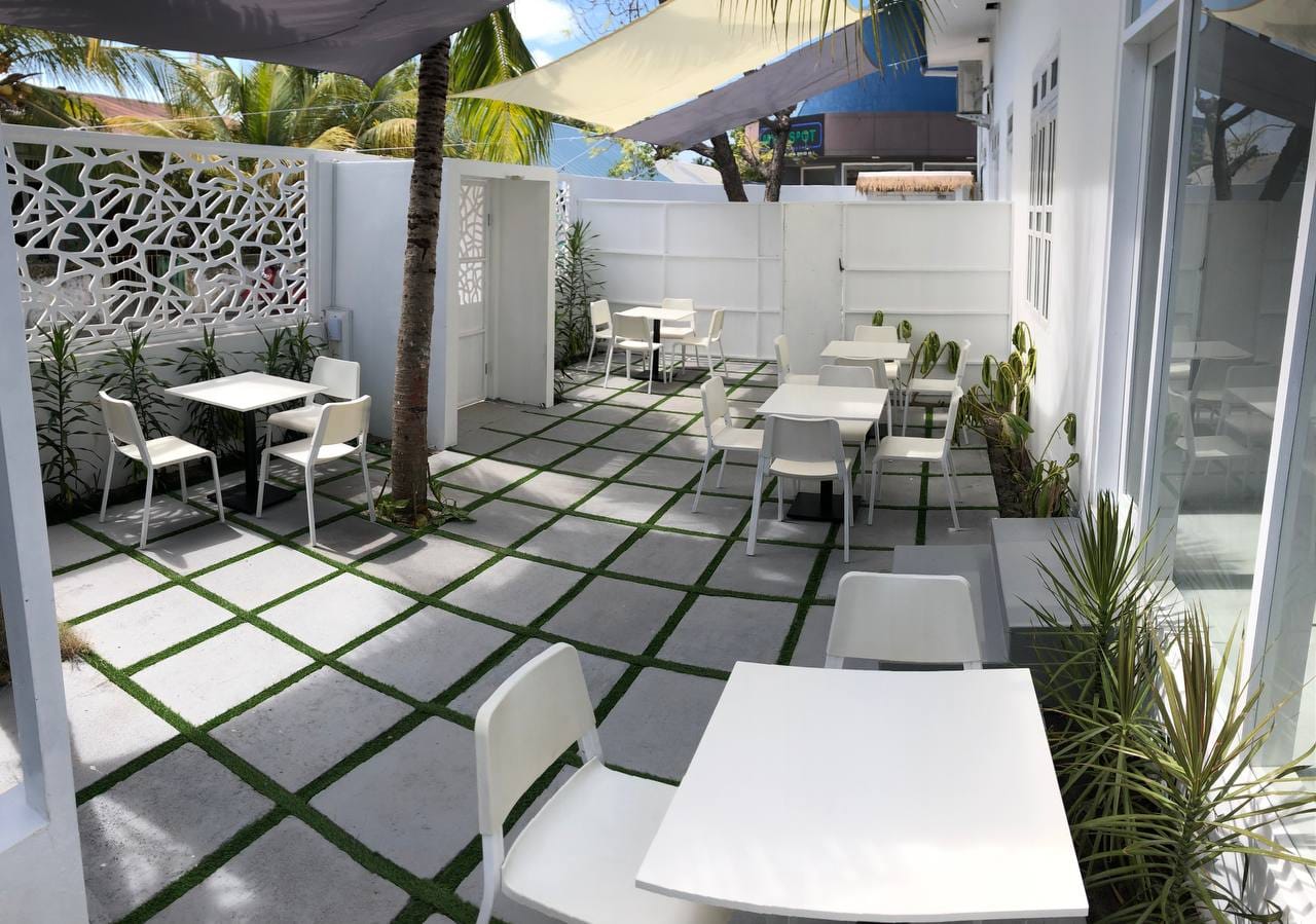 VIBE cafe' & kitchen