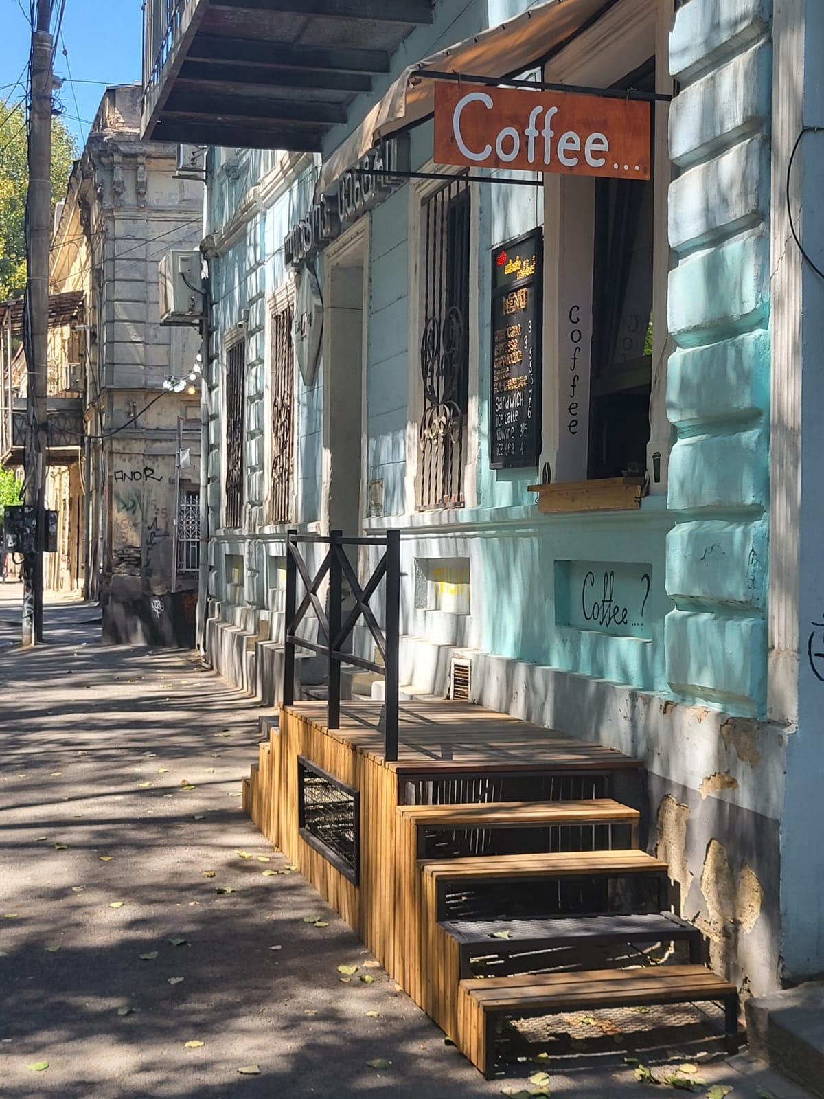 Who wants coffee?