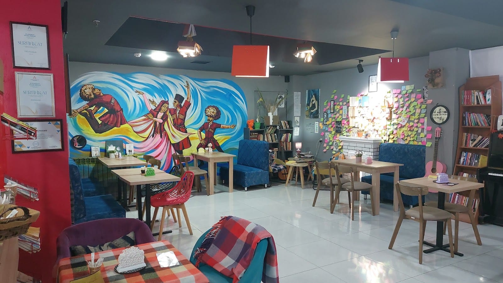 BOOKLAND Café and Shop