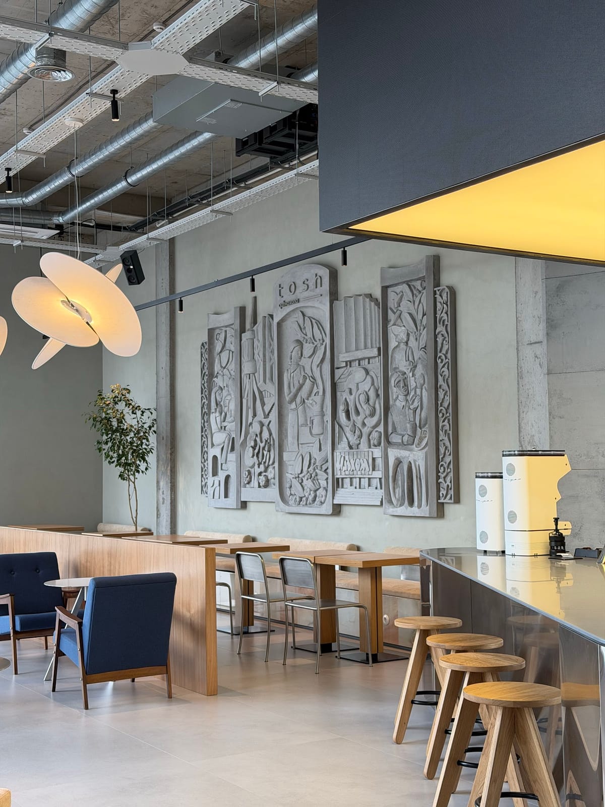 Tosh coffee