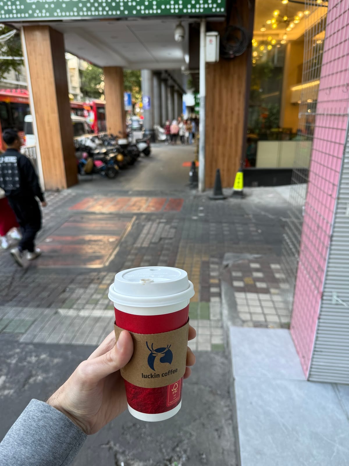 Luckin Coffee
