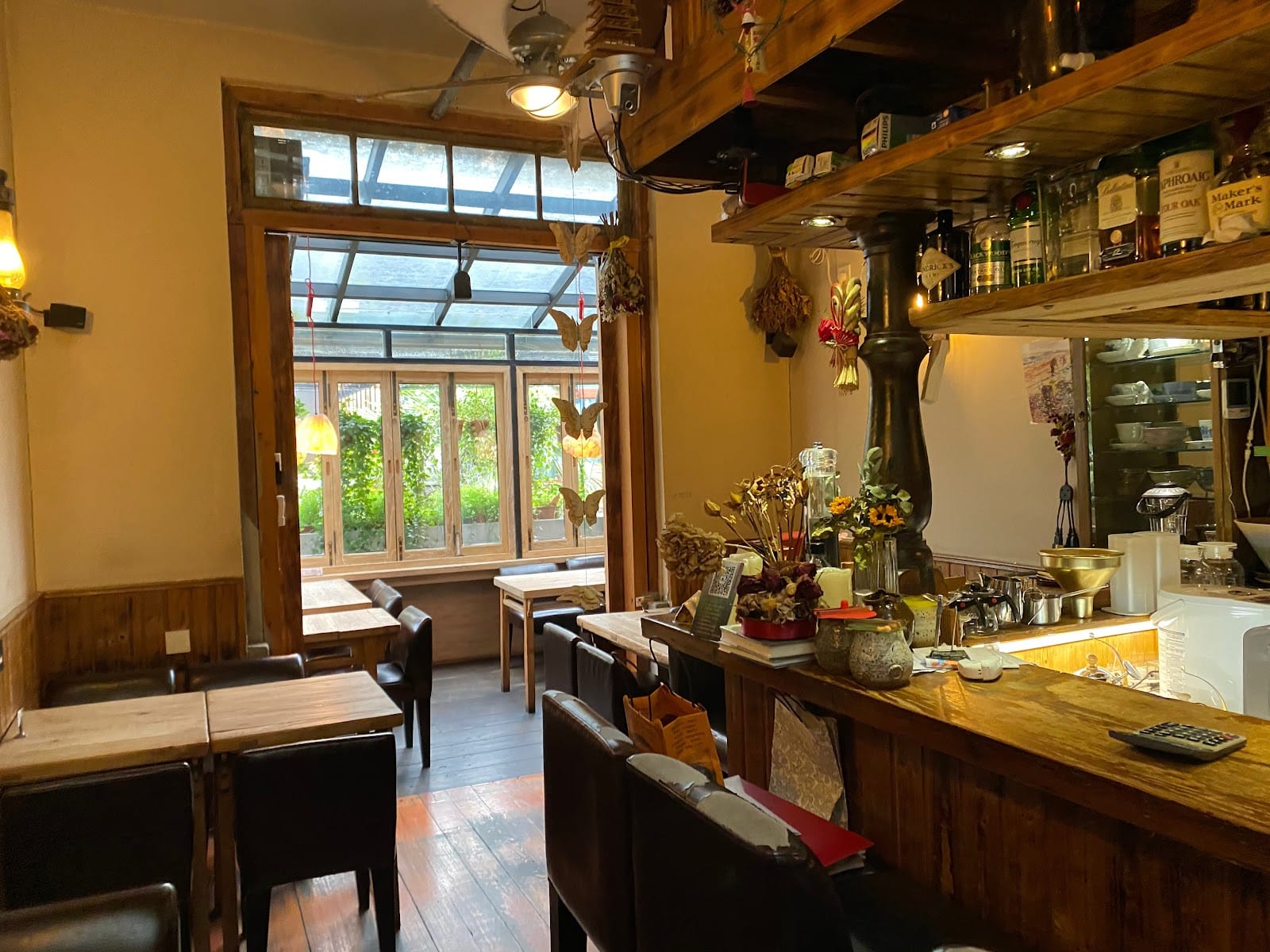 Cafe Dan