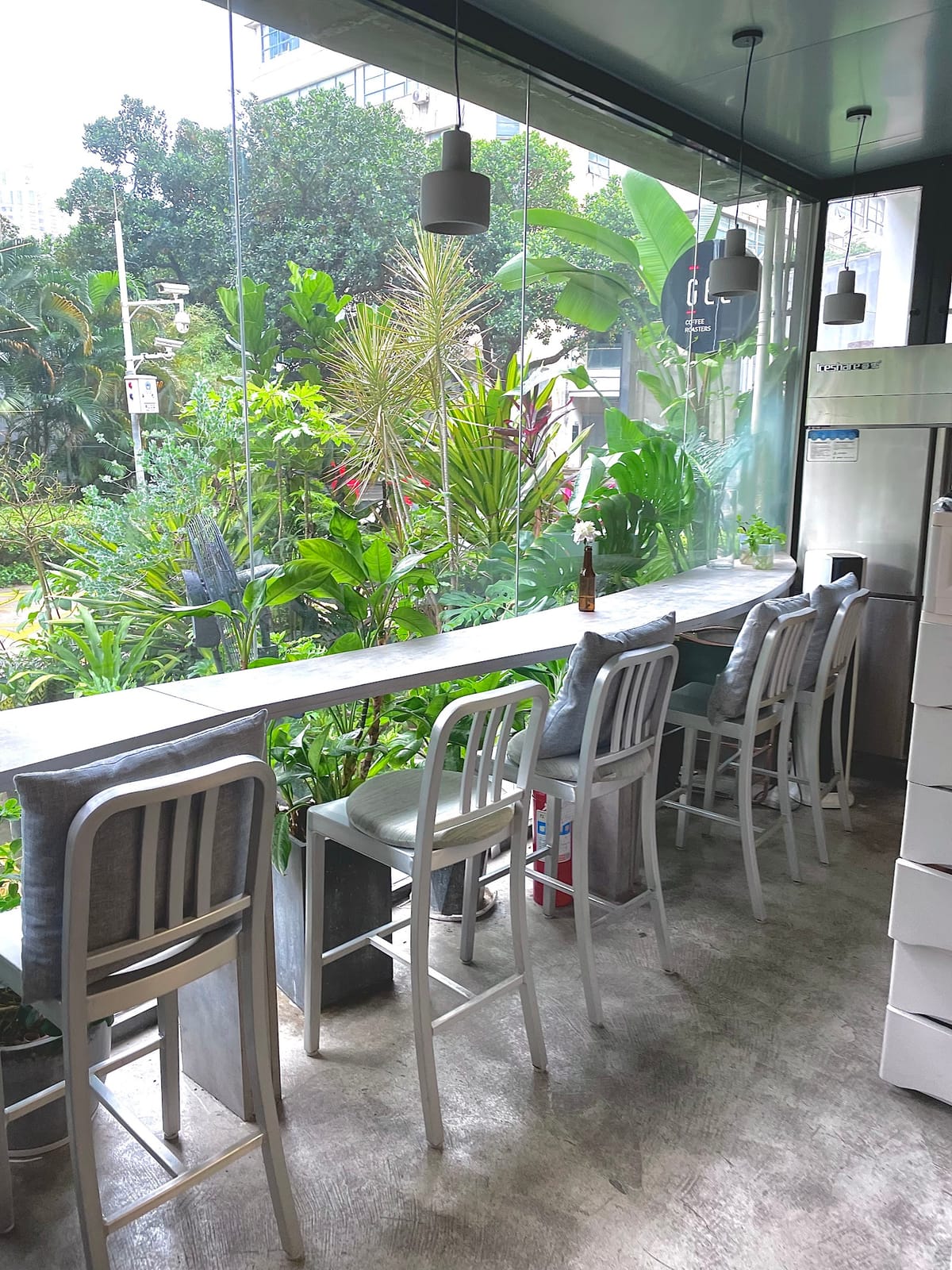 GEE coffee roasters