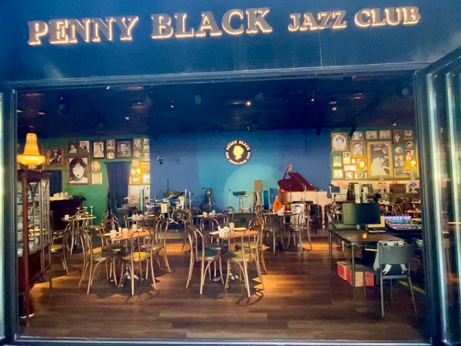 Black Stamps Jazz Coffee
