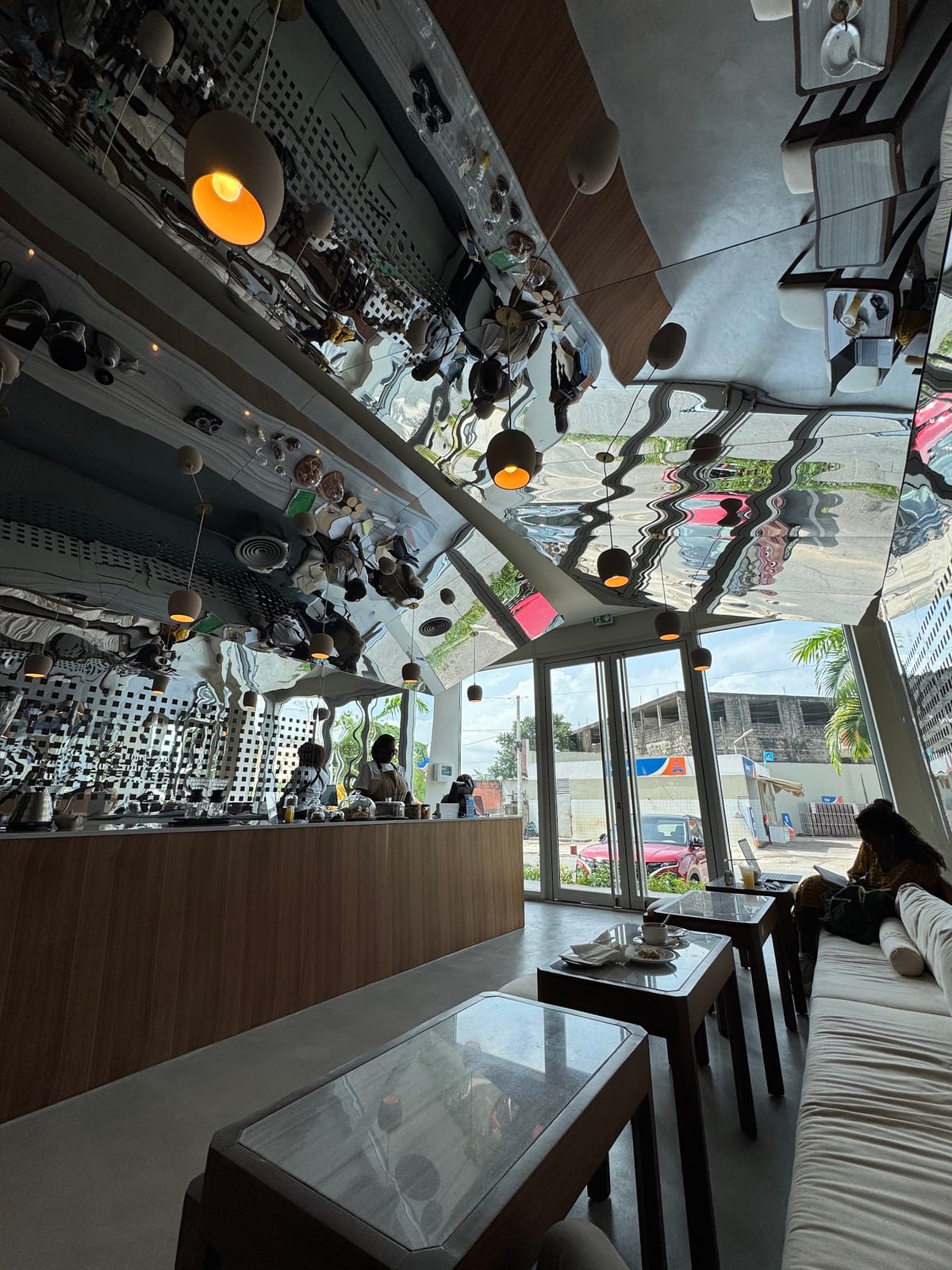 Café Continent - Badamier Deux Plateaux
