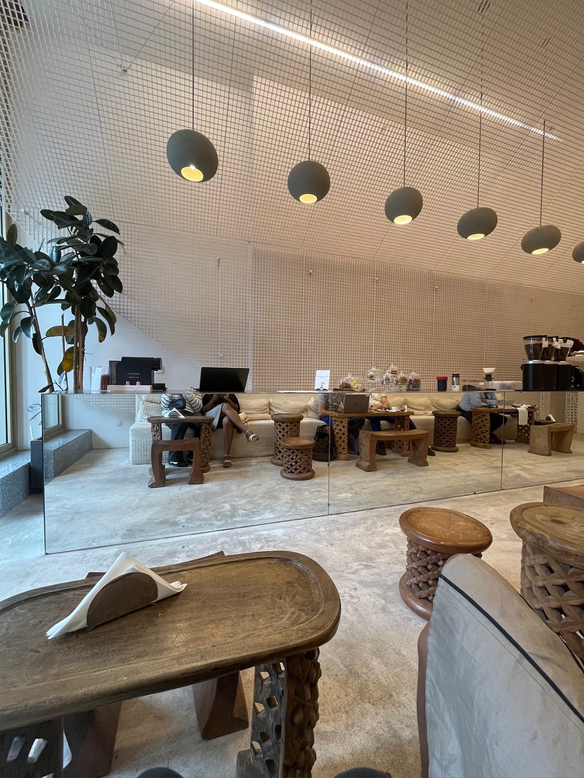 Café Continent - Zone 03 Square
