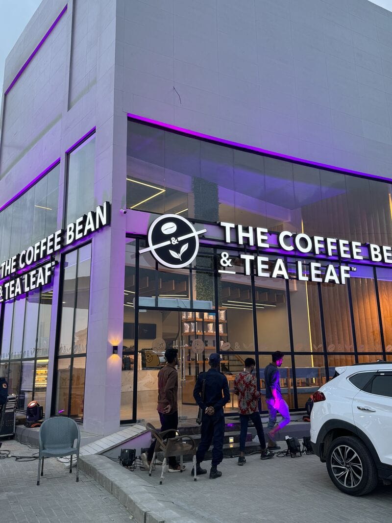 The Coffee Bean & Tea Leaf