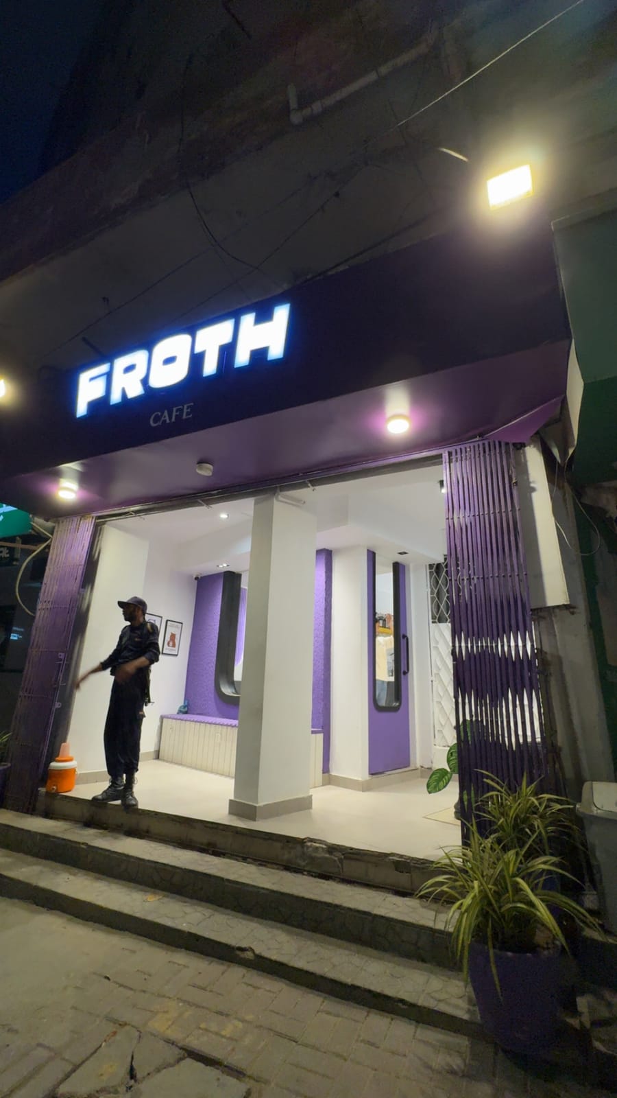 Froth - The Coffee Bar