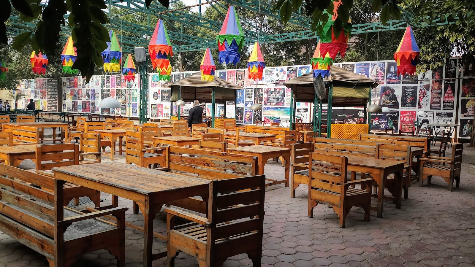 Peeru's Cafe