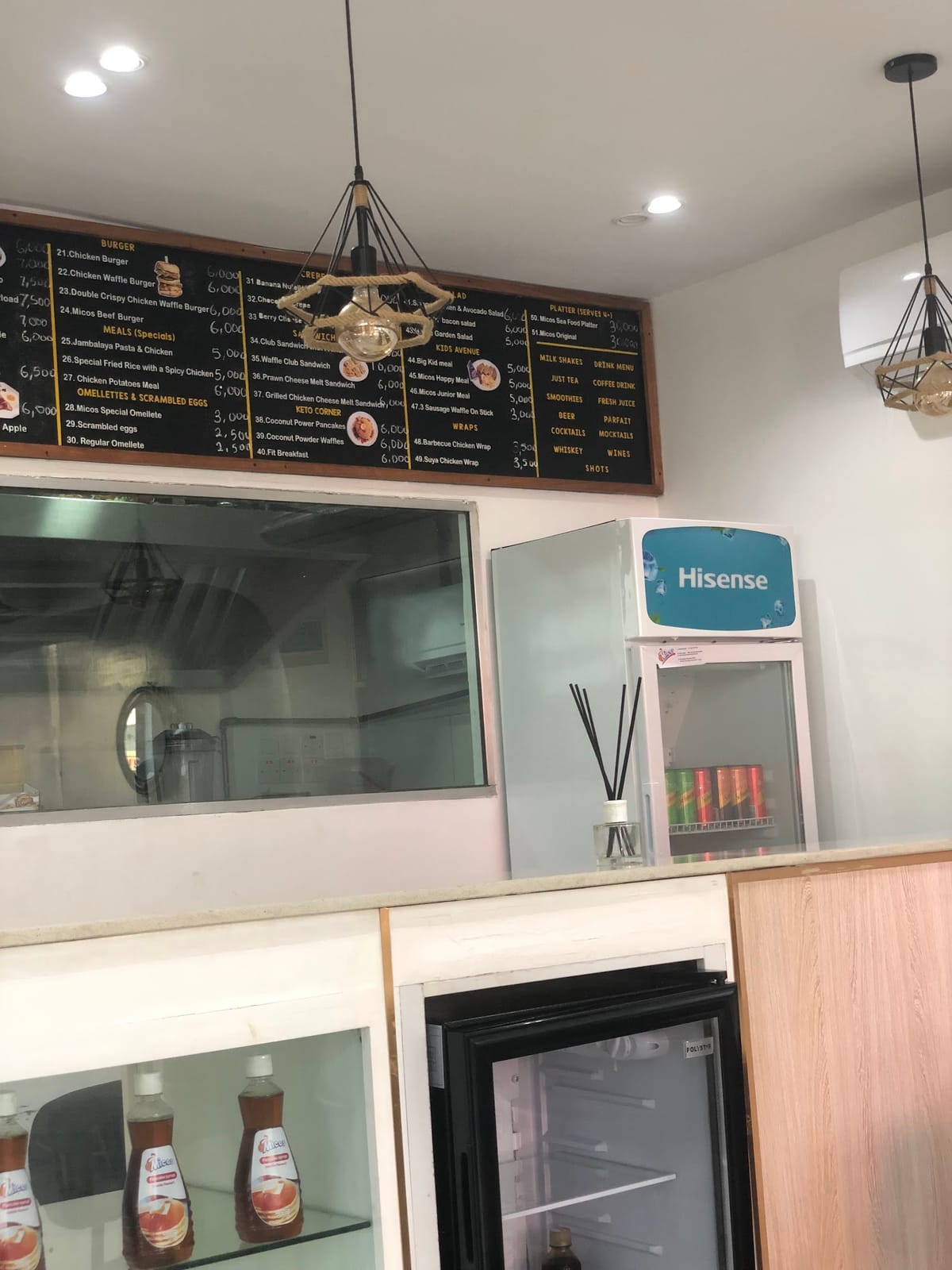 Micos Café
