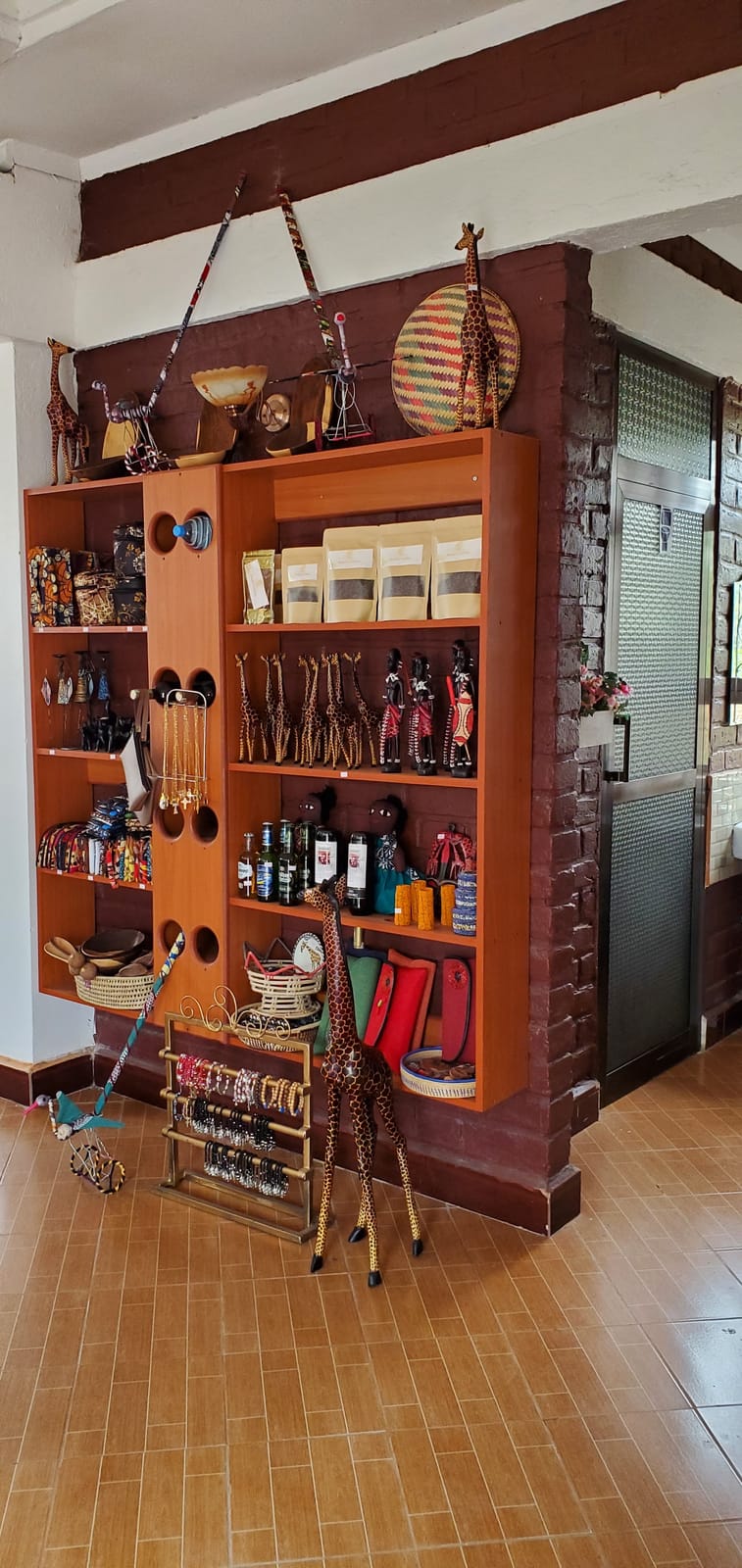 Rina's World Coffee Point And Cultural Products