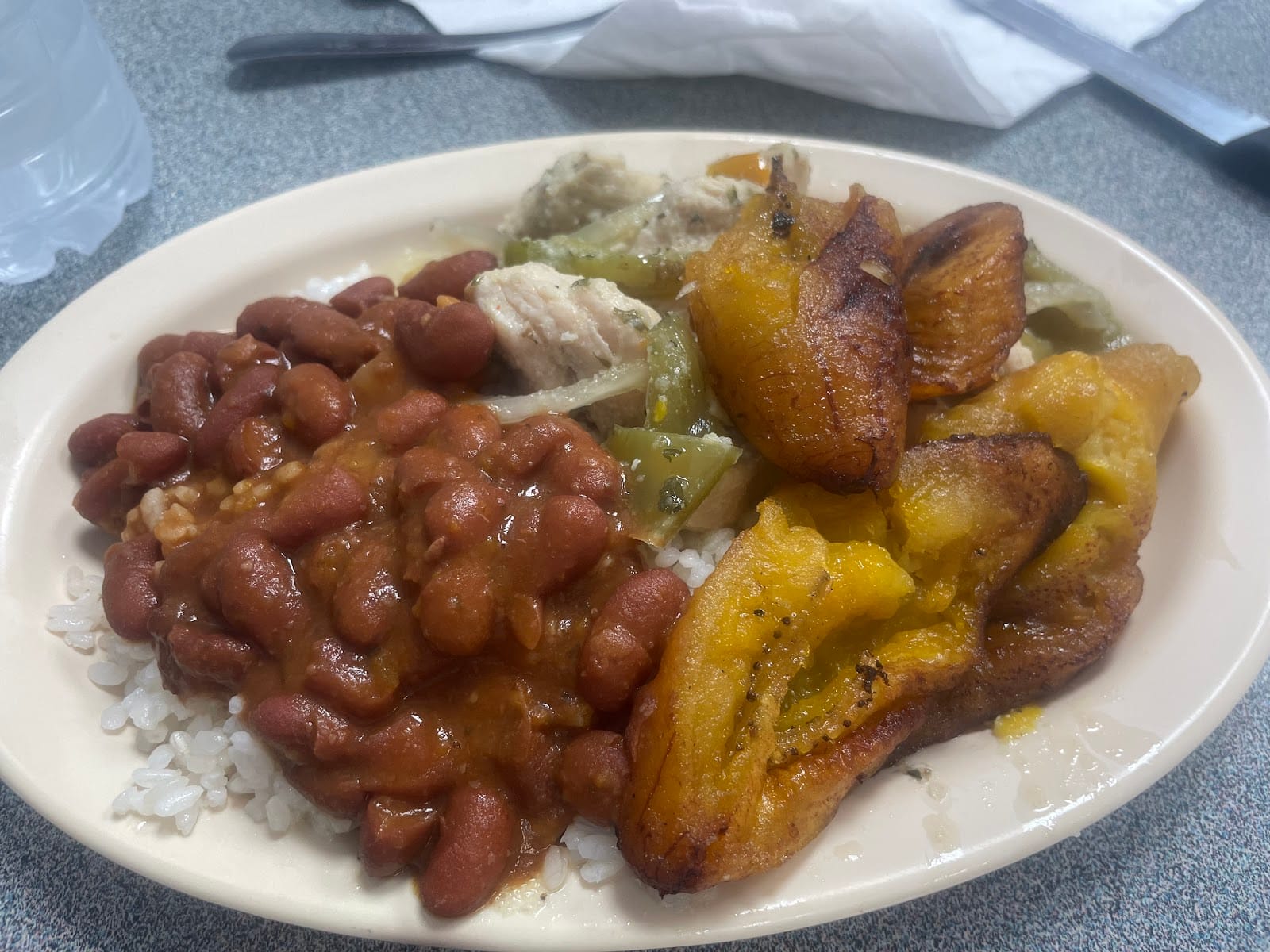 La Fonda Familiar