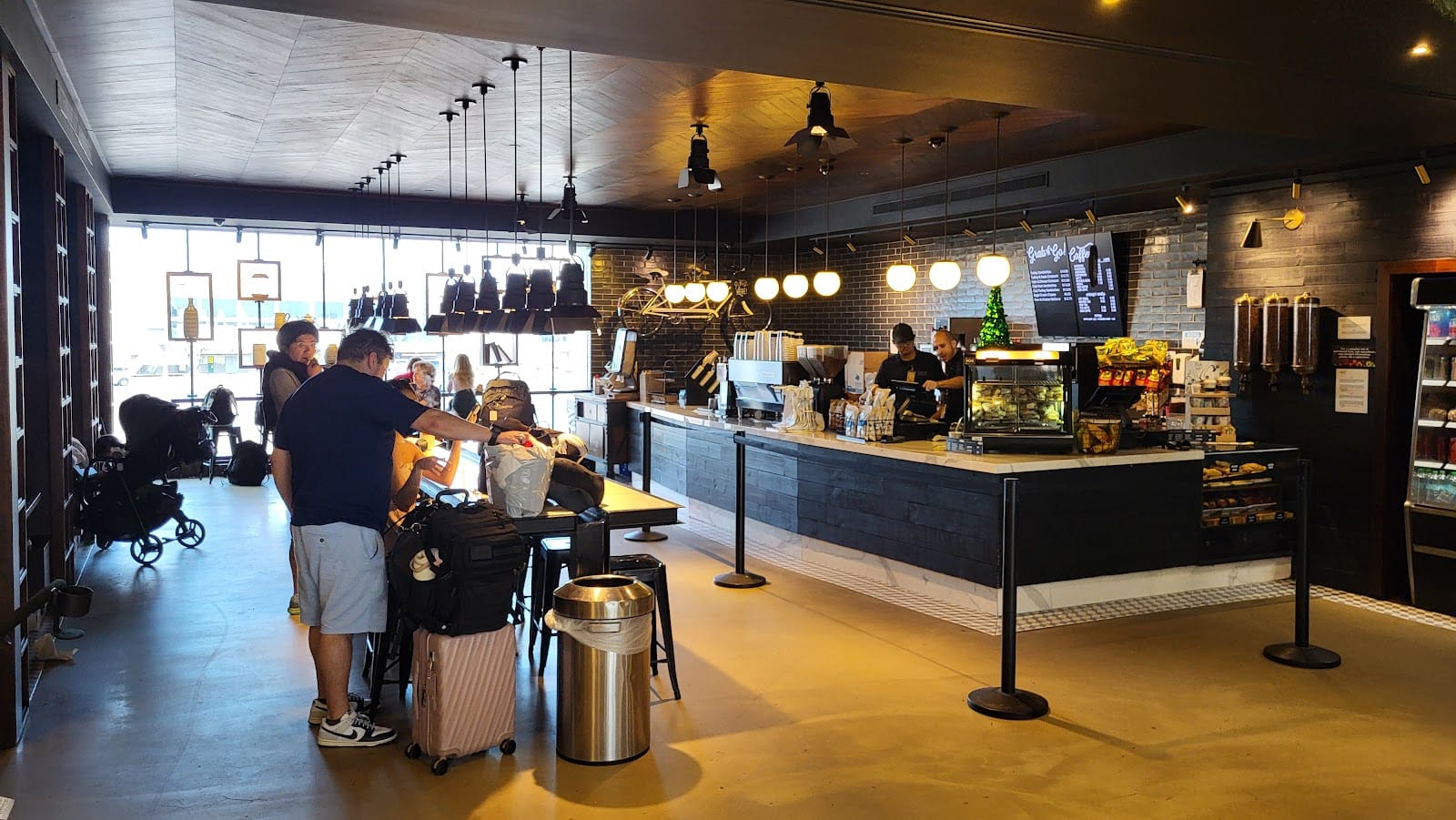 Gustos Coffee Terminal B