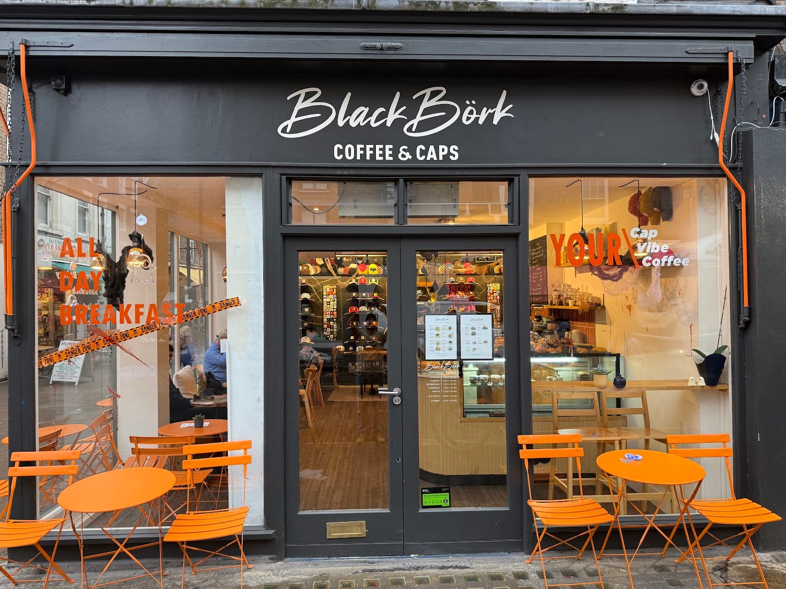 BlackBörk Coffee & Caps