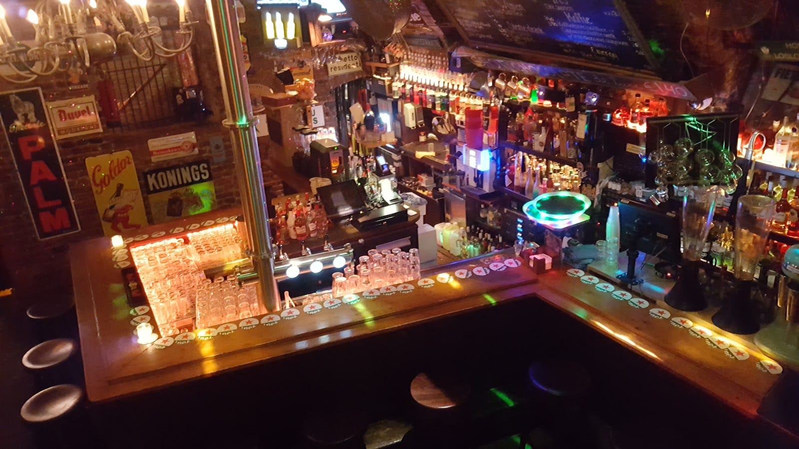 The Cavern Café🍺