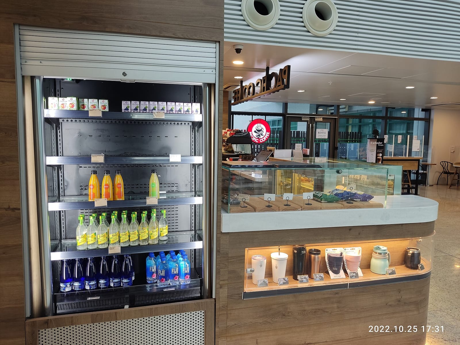 Pacific Coffee photo 3