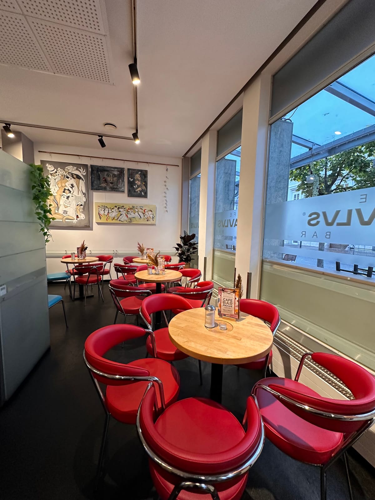 Cafe Bar Pavlvs