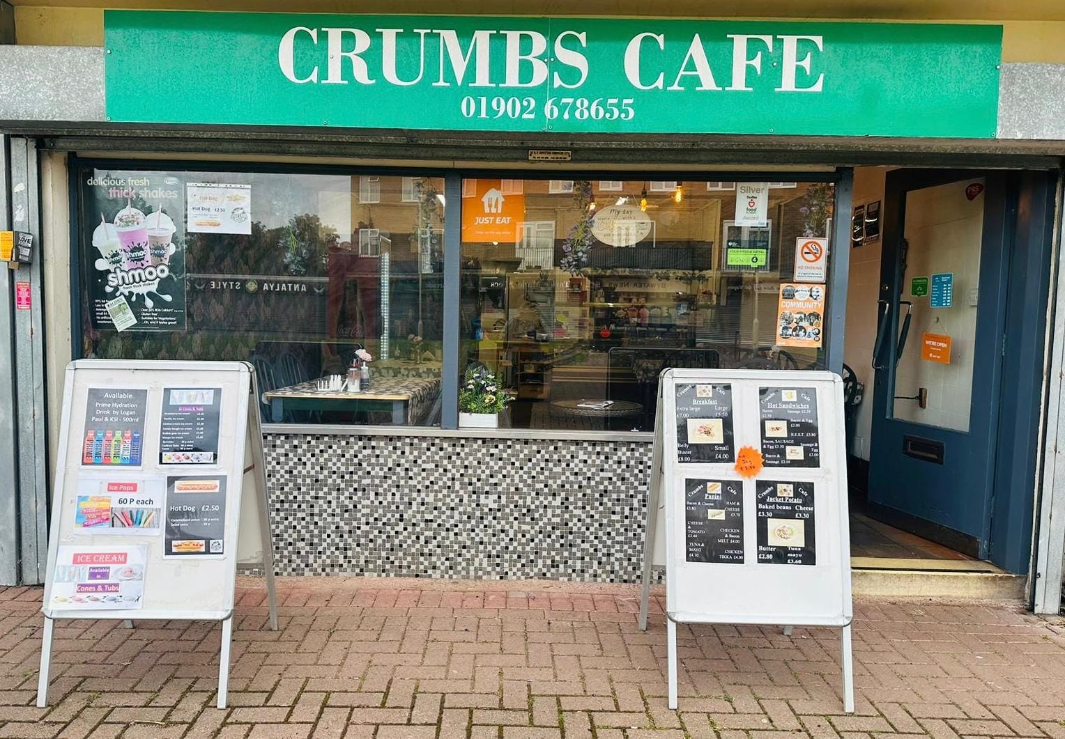 Crumbs Cafe