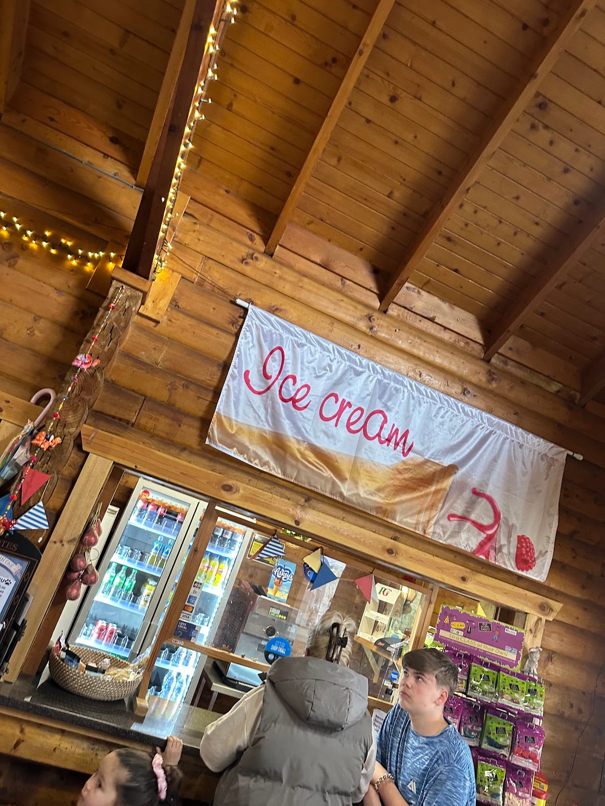 Log Cabin Café