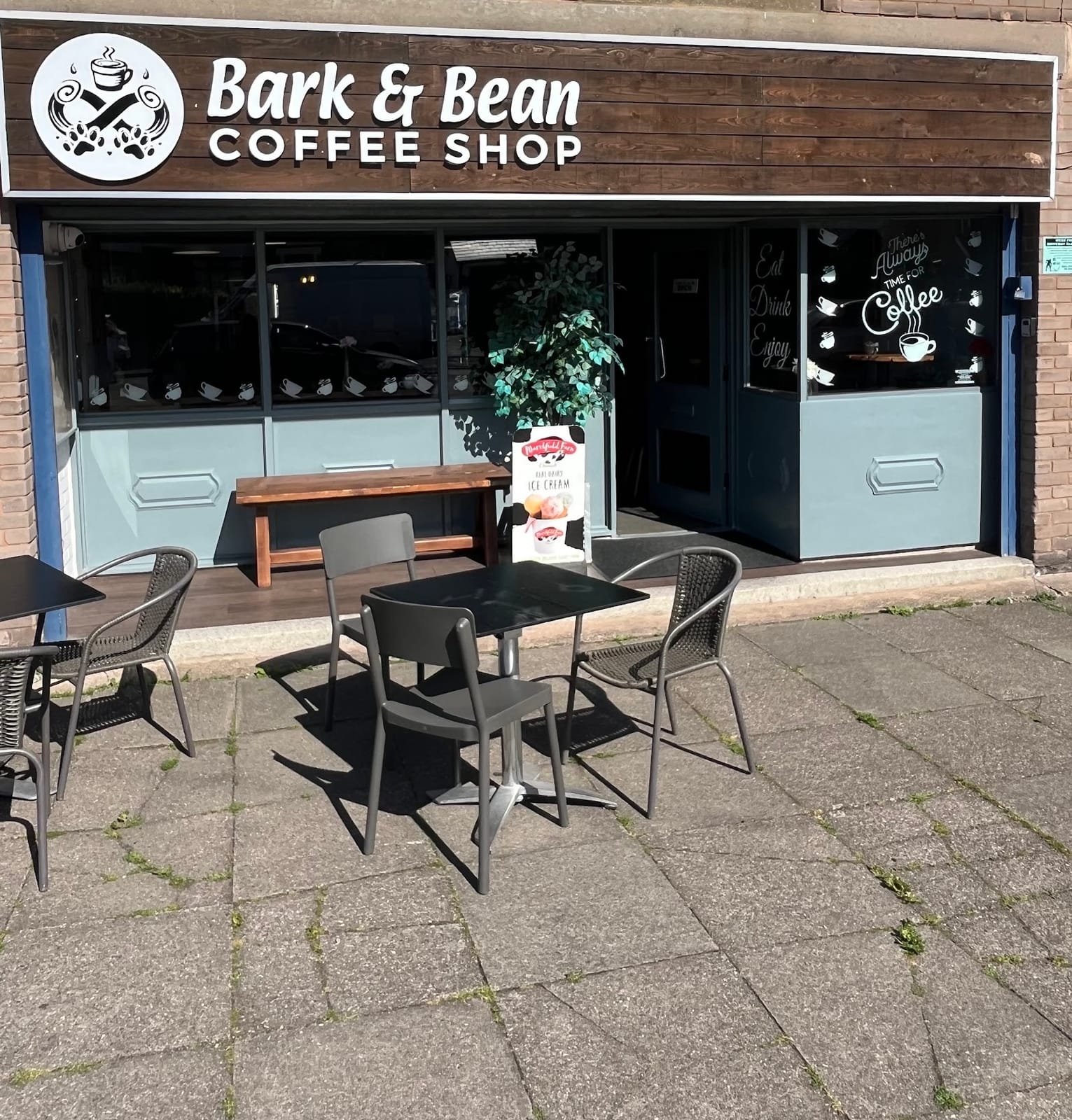 Bark & Bean Coffee Shop