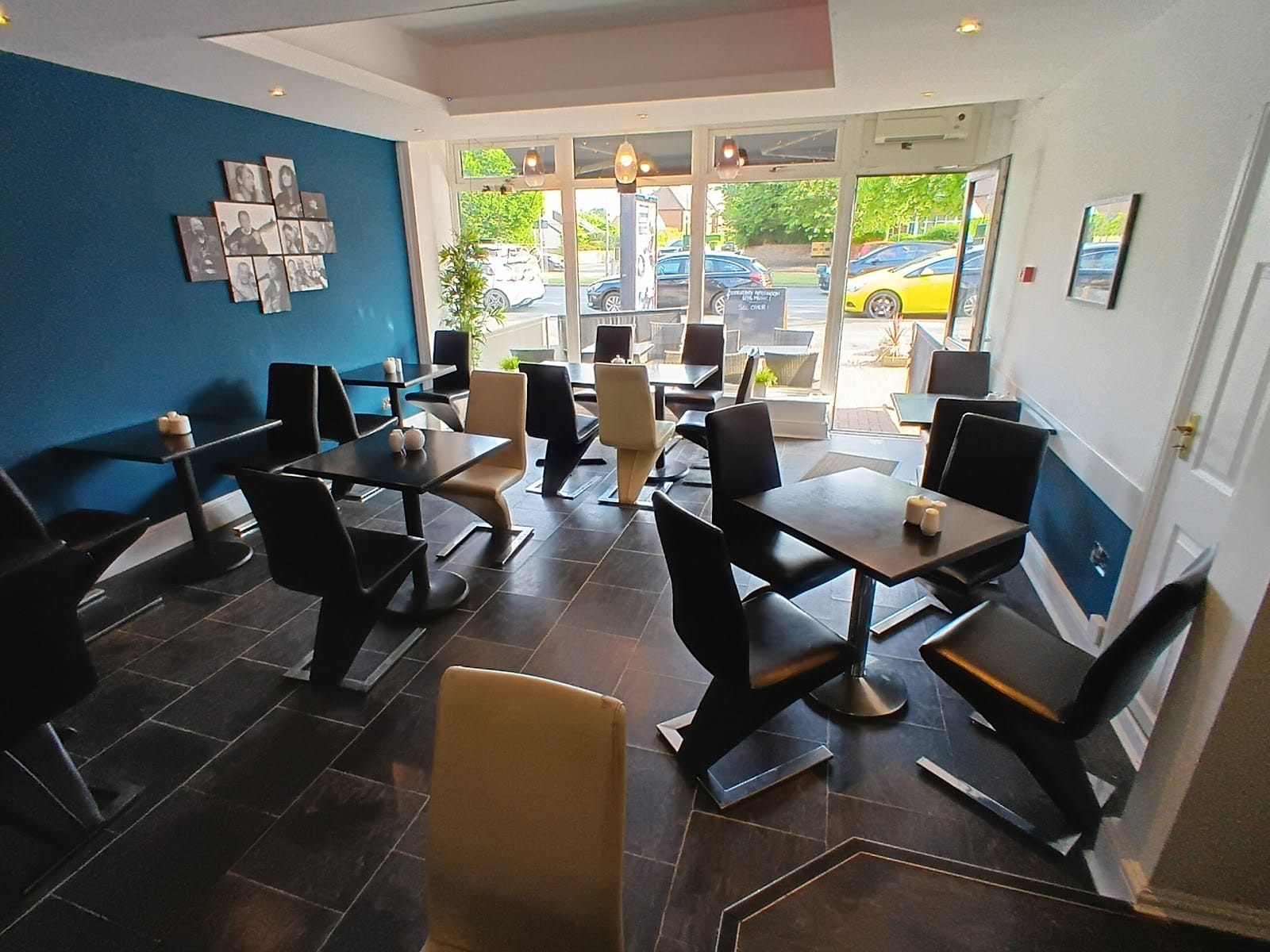 Solos Music Café