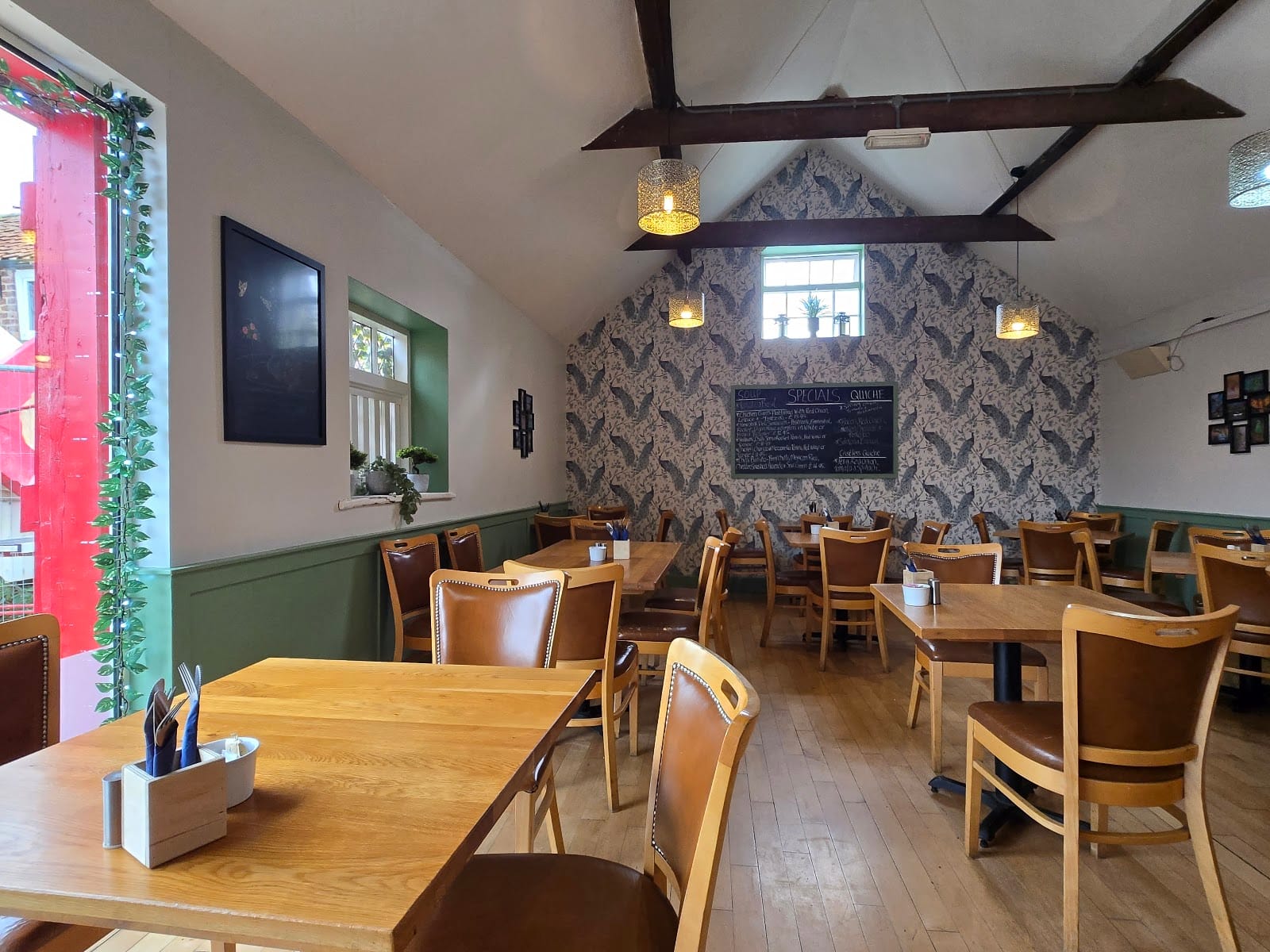 Sails Cafe