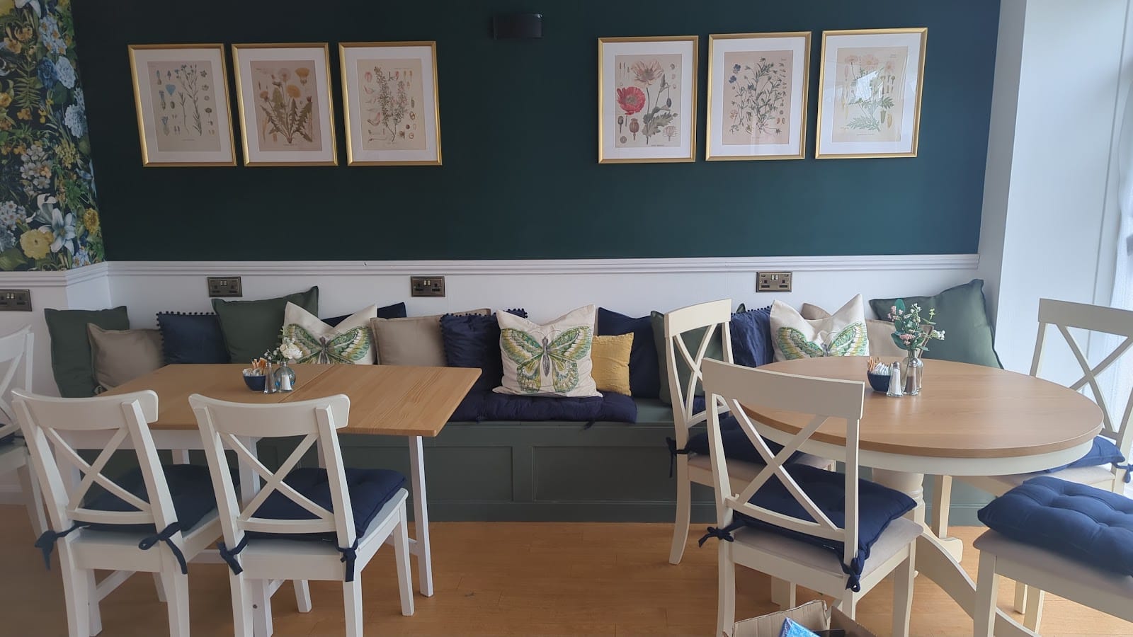 The Hideaway Kitchen