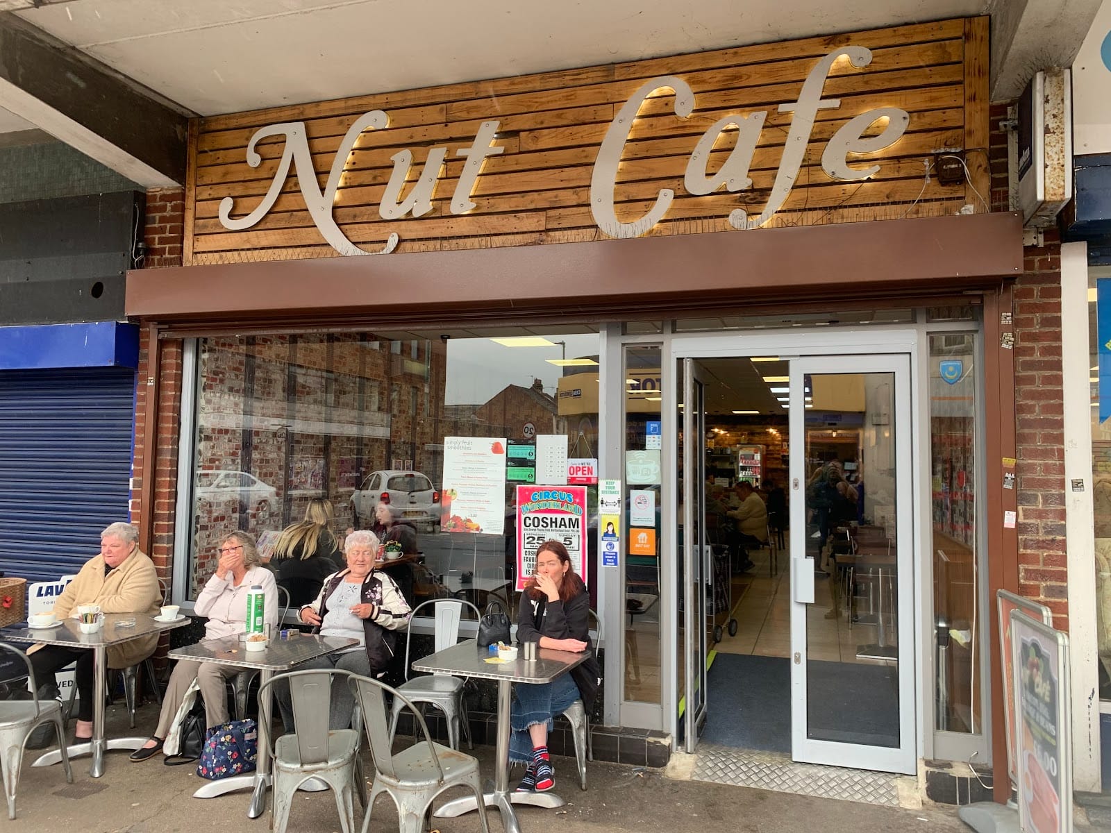 Nut Cafe Restaurant