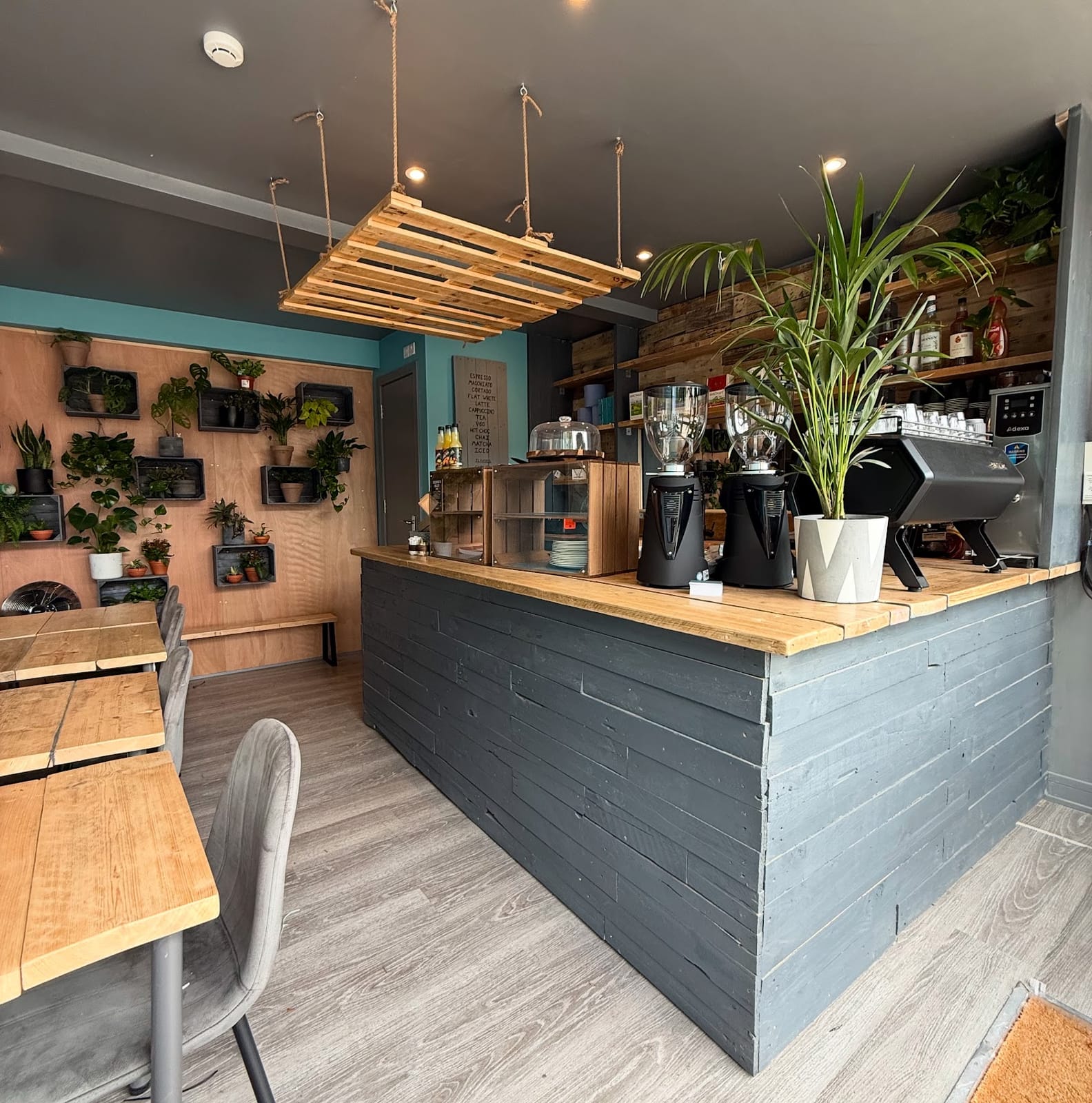 Tarquin’s Coffee Shop