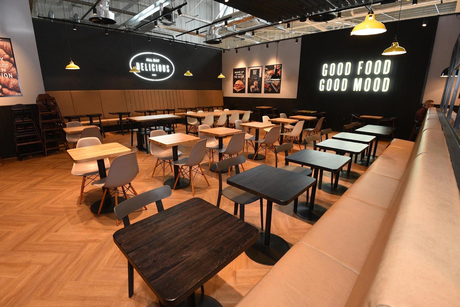 M&S Coffee Shop