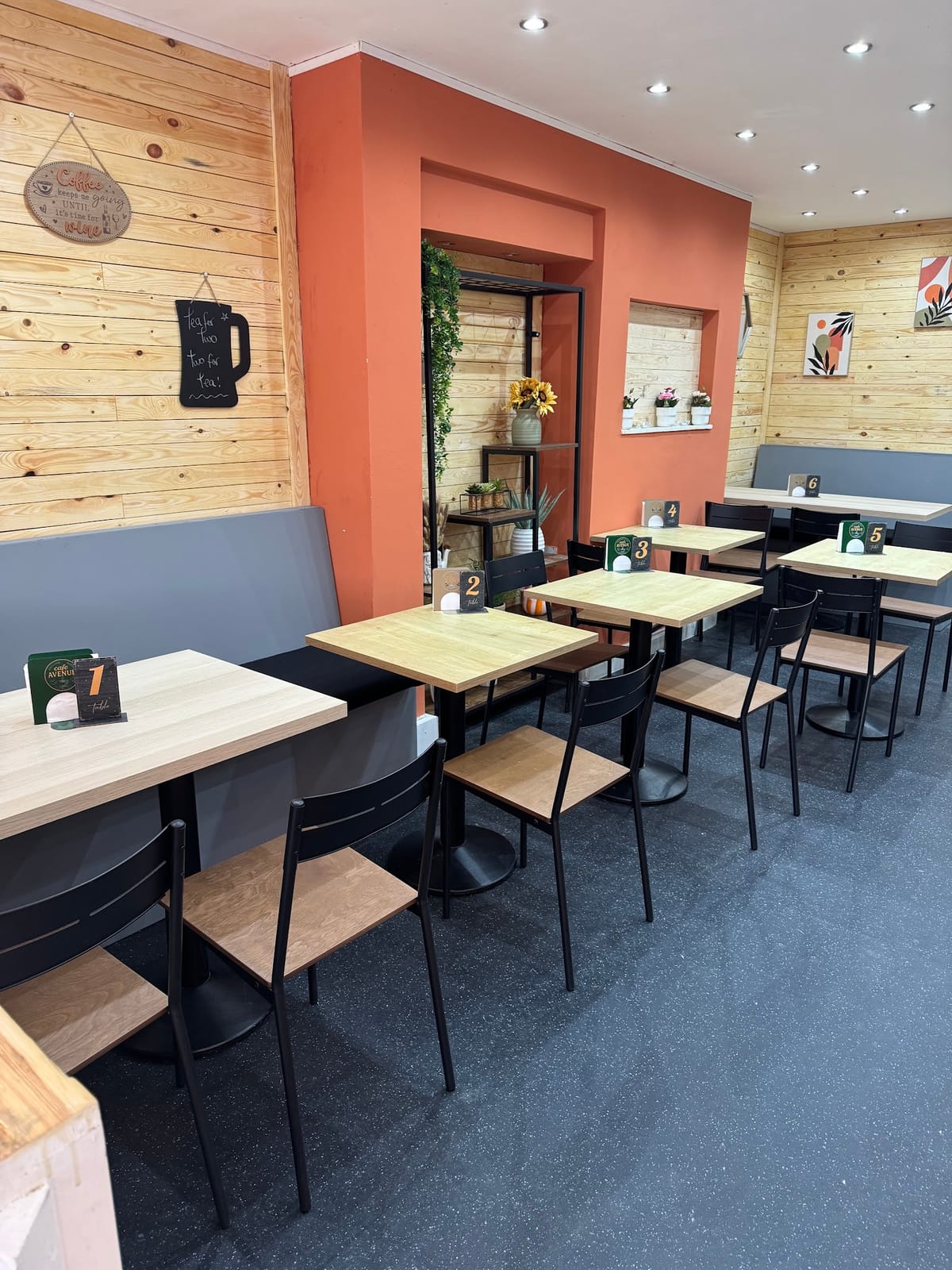 Cafe Avenue
