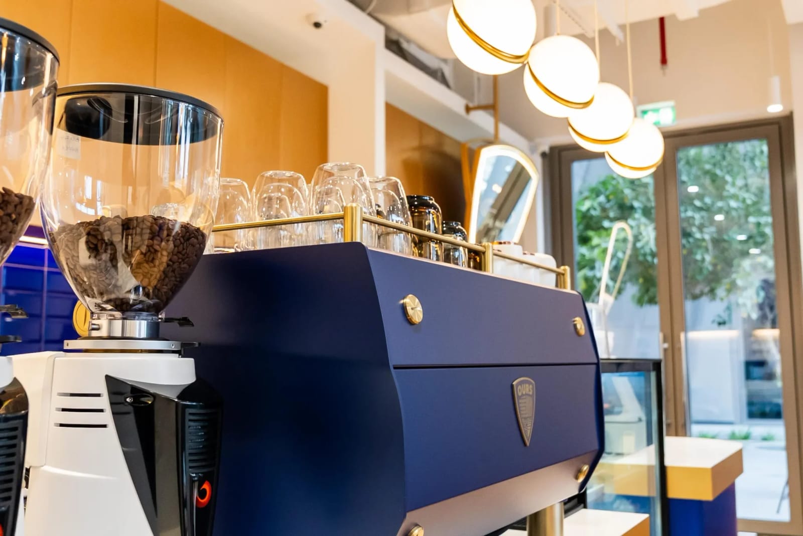 Ours Café photo 4