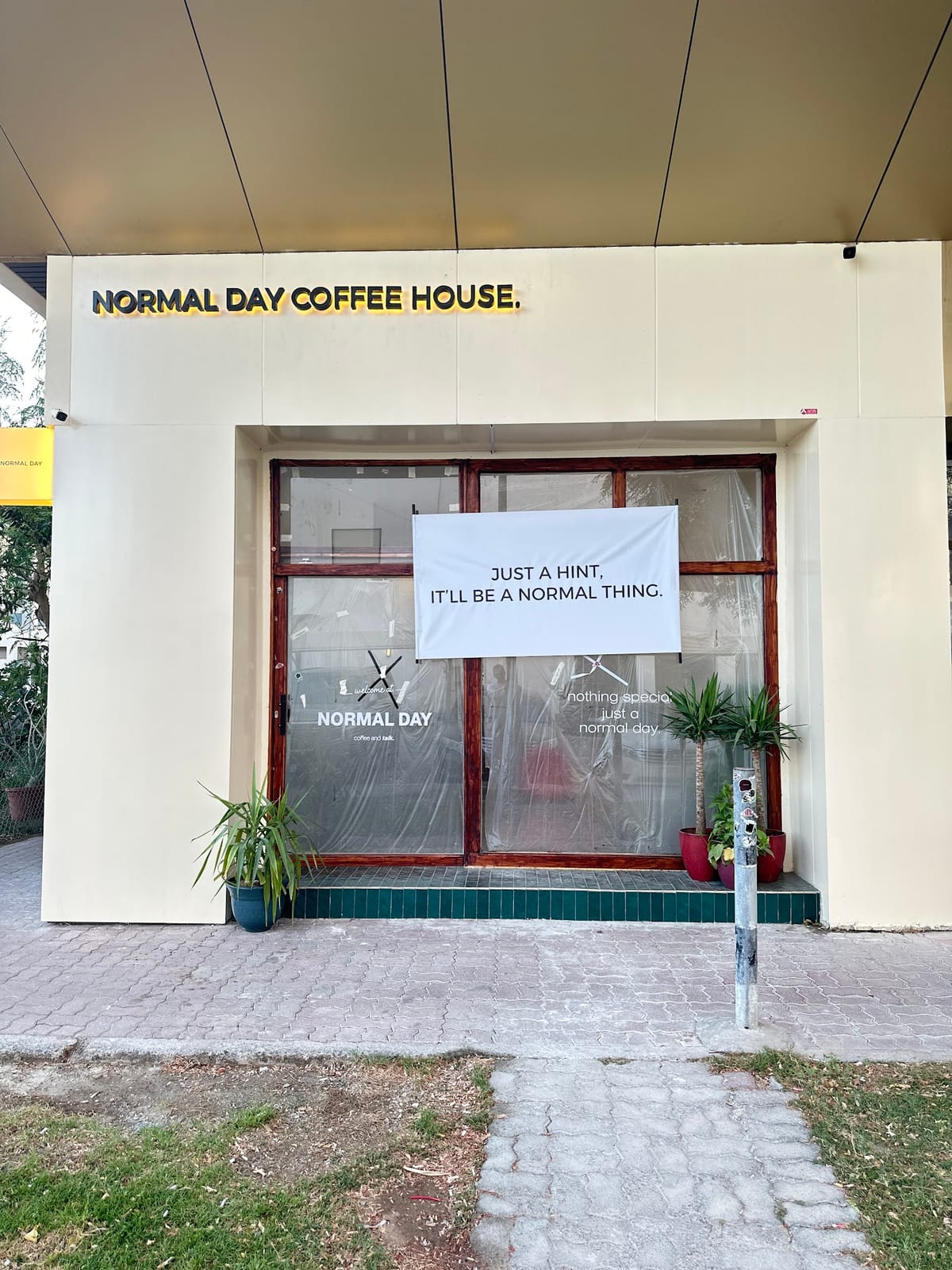 Normal day coffee house - Fujairah
