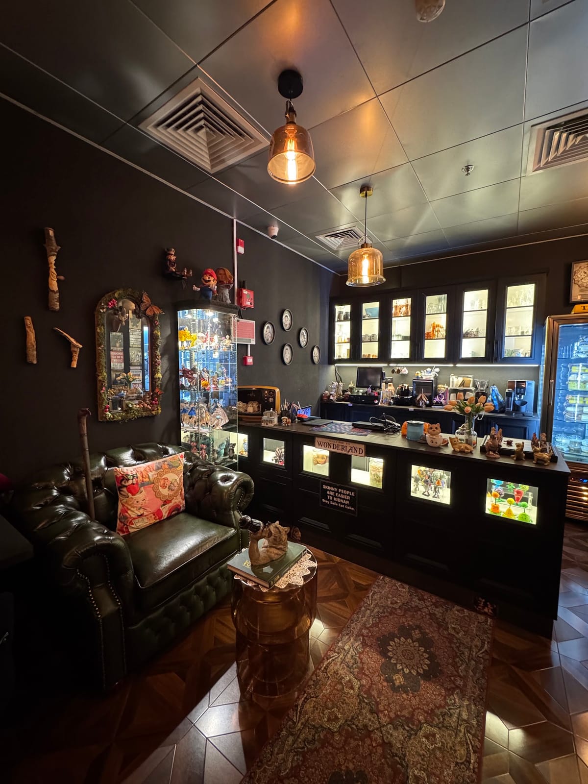 Su Meow Cafe